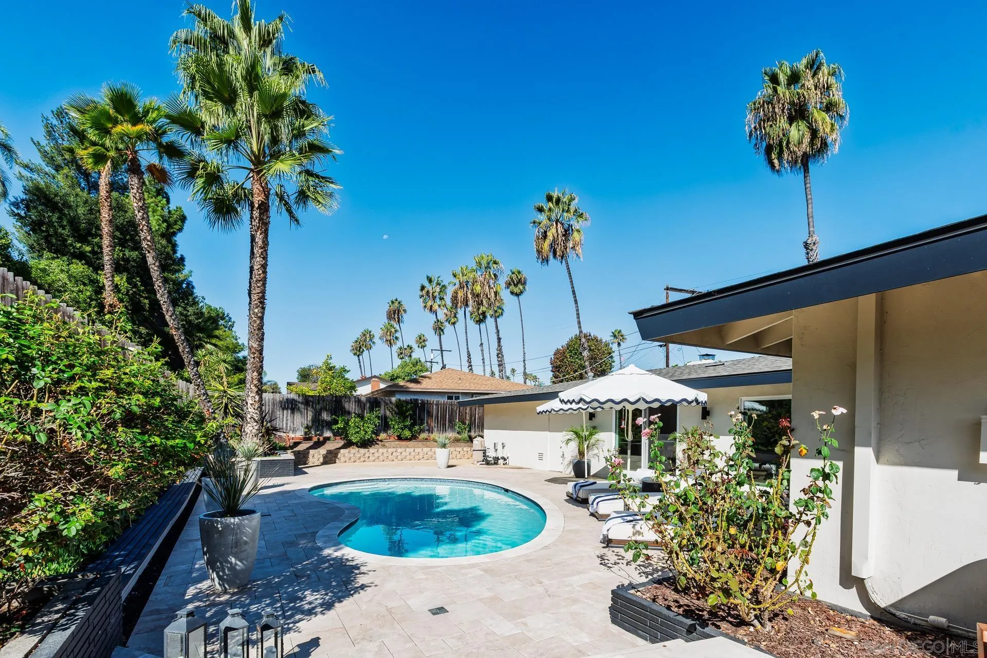 https://cdn.realtyfeed.com/cdn/127/250042081/0f560343c38e6dbadf6e8bed7eae68c6.webp