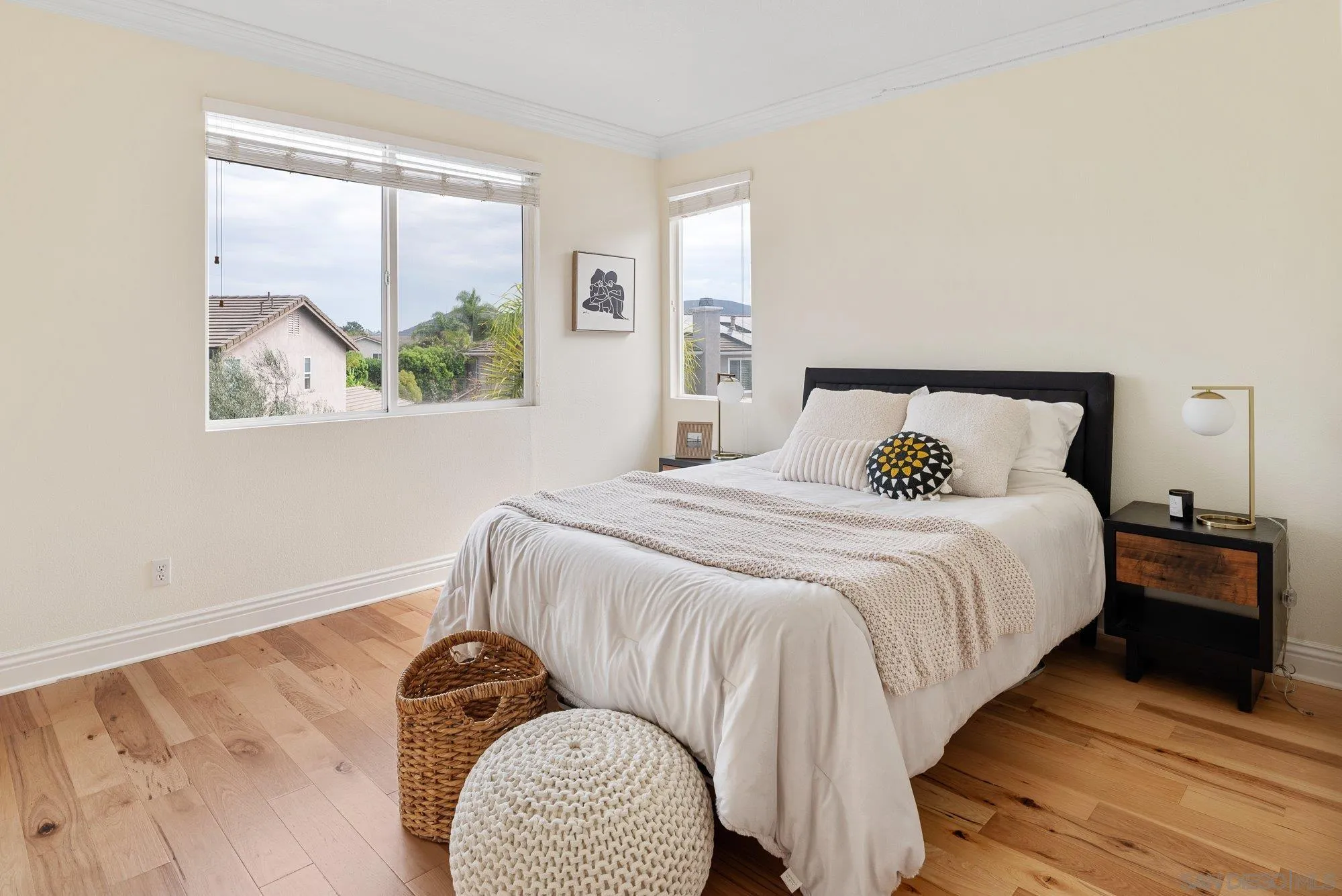https://cdn.realtyfeed.com/cdn/127/250042084/4079e96f7299b5a46c2f541ad8588bc8.webp