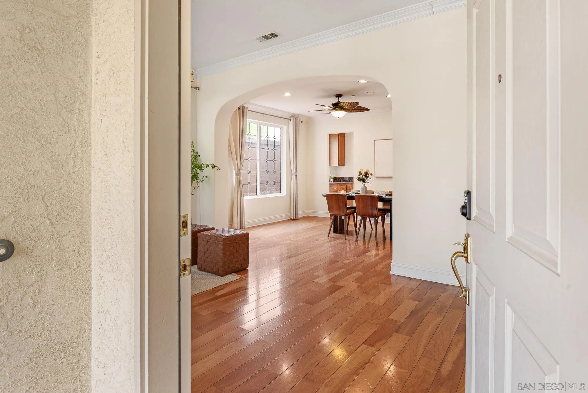 https://cdn.realtyfeed.com/cdn/127/250042084/a2a6b68c9709a571a9d685c0de1cce7c.webp