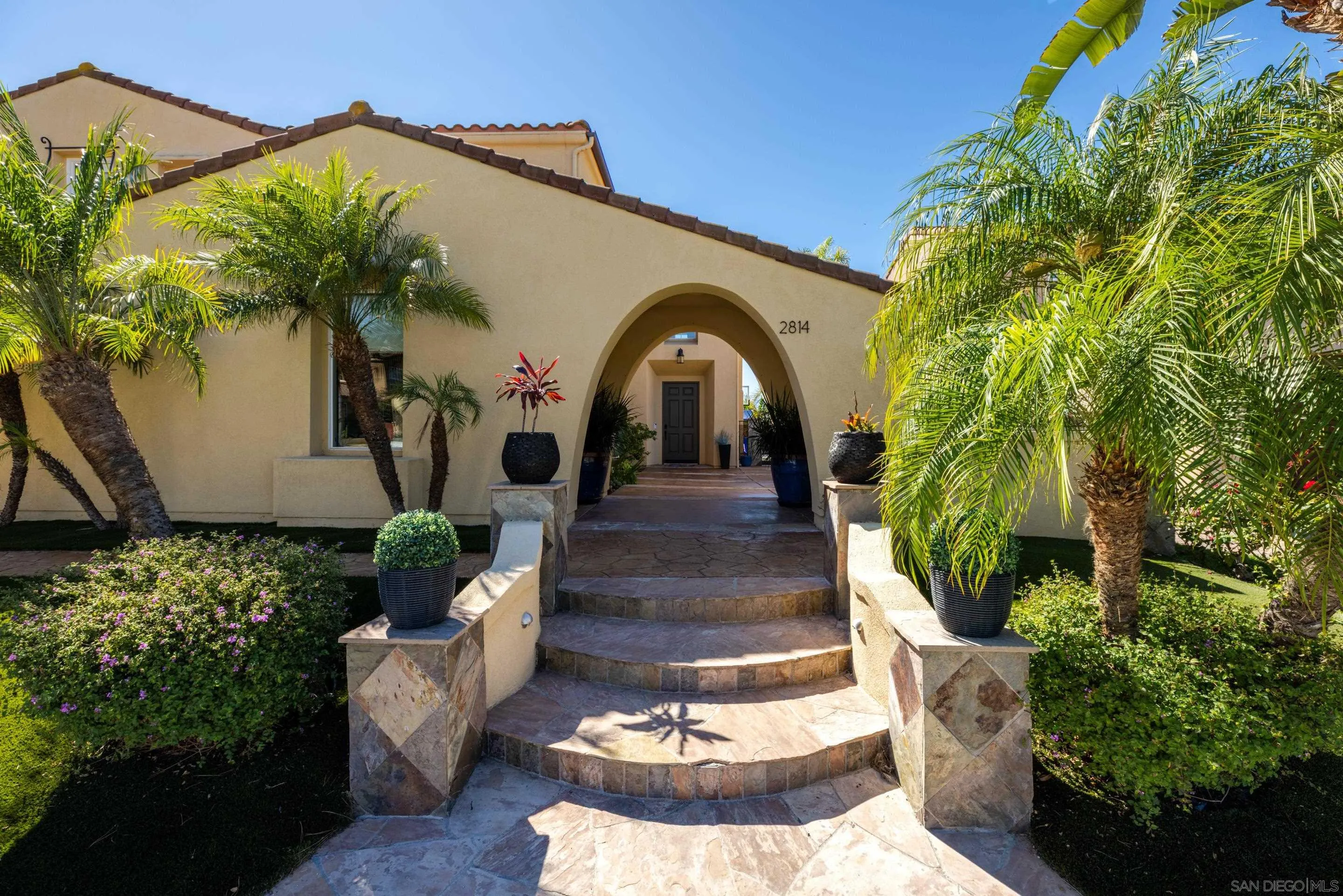 https://cdn.realtyfeed.com/cdn/127/250042086/469ffc9561f1e3b6d3cf948656e3112b.webp