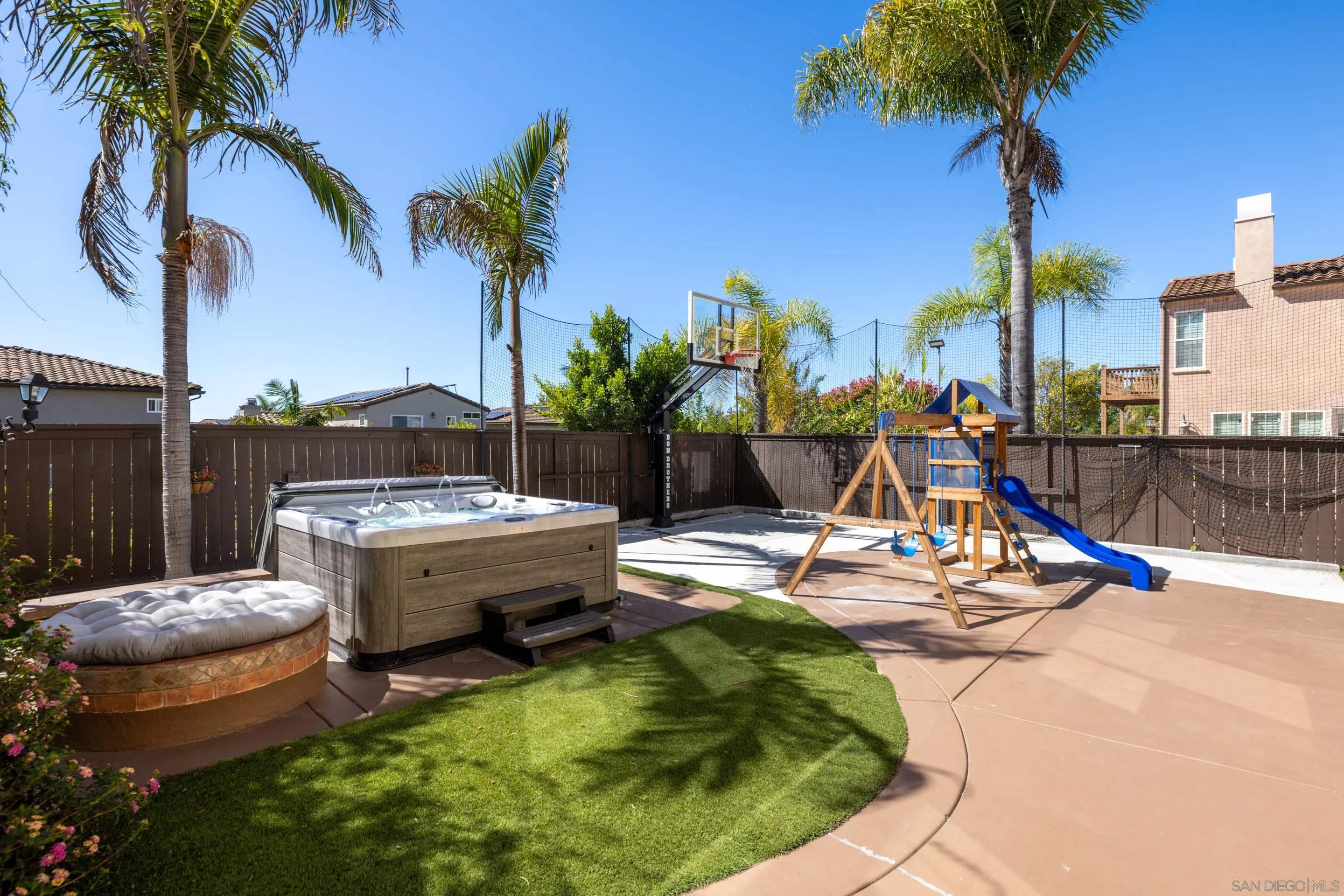 https://cdn.realtyfeed.com/cdn/127/250042086/b29dec85bb7096cce8c60f737130b412.webp