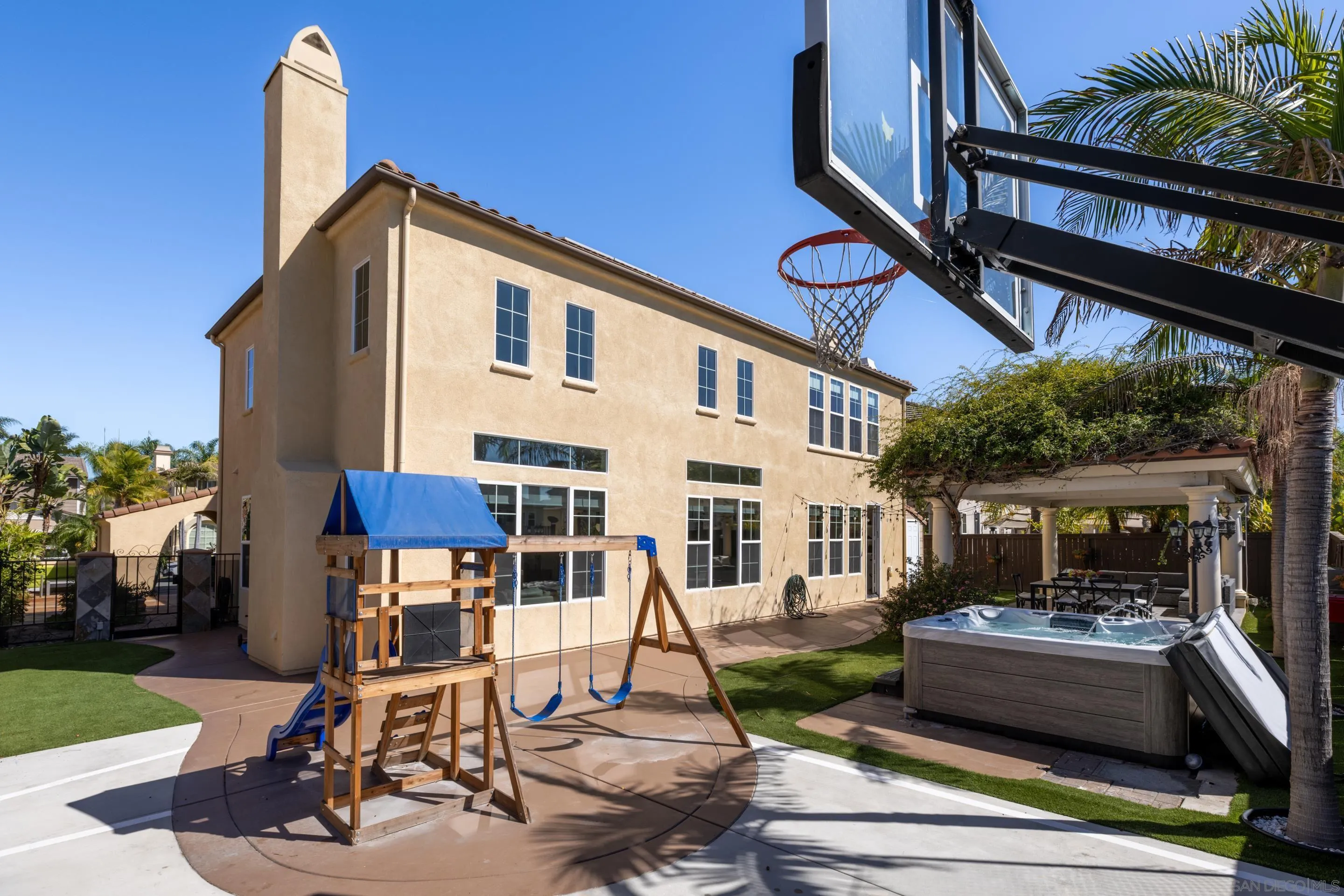 https://cdn.realtyfeed.com/cdn/127/250042086/bfa7f364a4fca59b44826524dd1d2ccf.webp