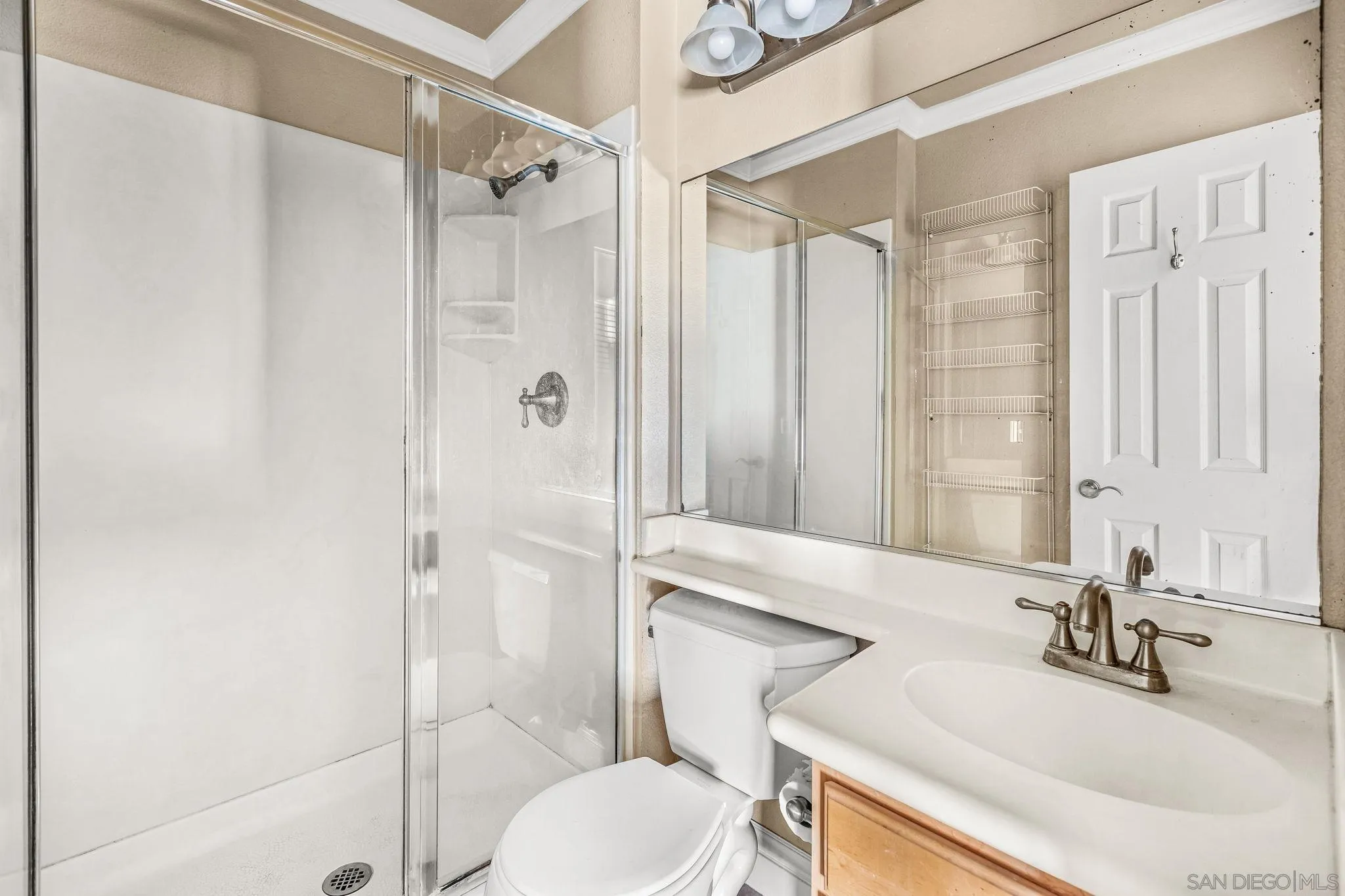 https://cdn.realtyfeed.com/cdn/127/250042093/131677c8efac1ca2df96de1b90eb2517.webp