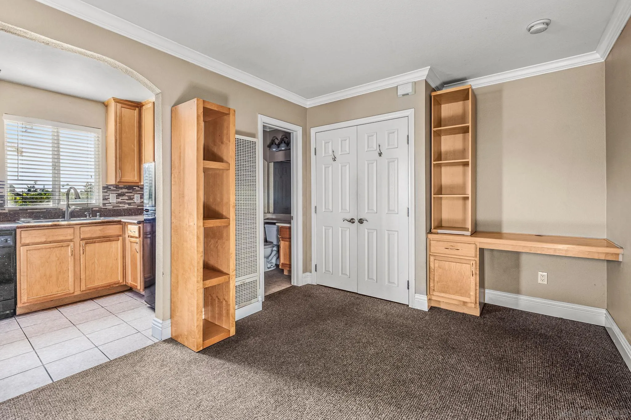 https://cdn.realtyfeed.com/cdn/127/250042093/25cbb7cb15195a2374f5af9b9365a73a.webp