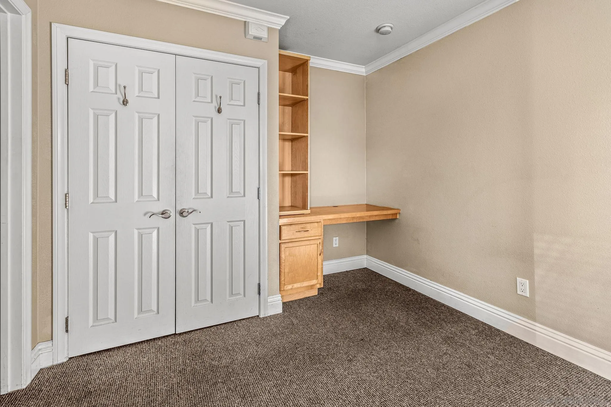 https://cdn.realtyfeed.com/cdn/127/250042093/620012173611c7aa4a9d4fe9c943ab93.webp