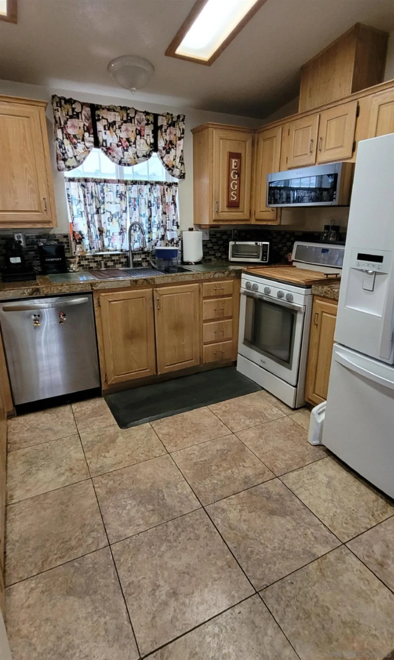 https://cdn.realtyfeed.com/cdn/127/250042106/bc0997a48e2e72e6c4ee5fa2d914ed2d.webp