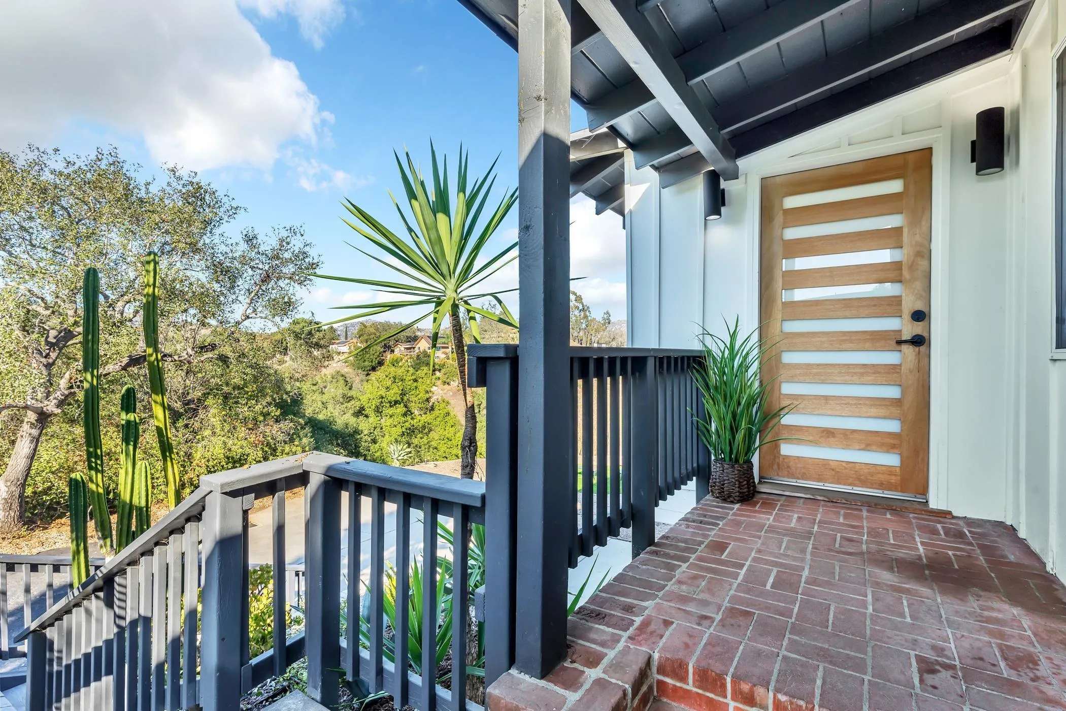 https://cdn.realtyfeed.com/cdn/127/250042107/3da43d757e4dbdad2f9ca4fa3a9c1187.webp