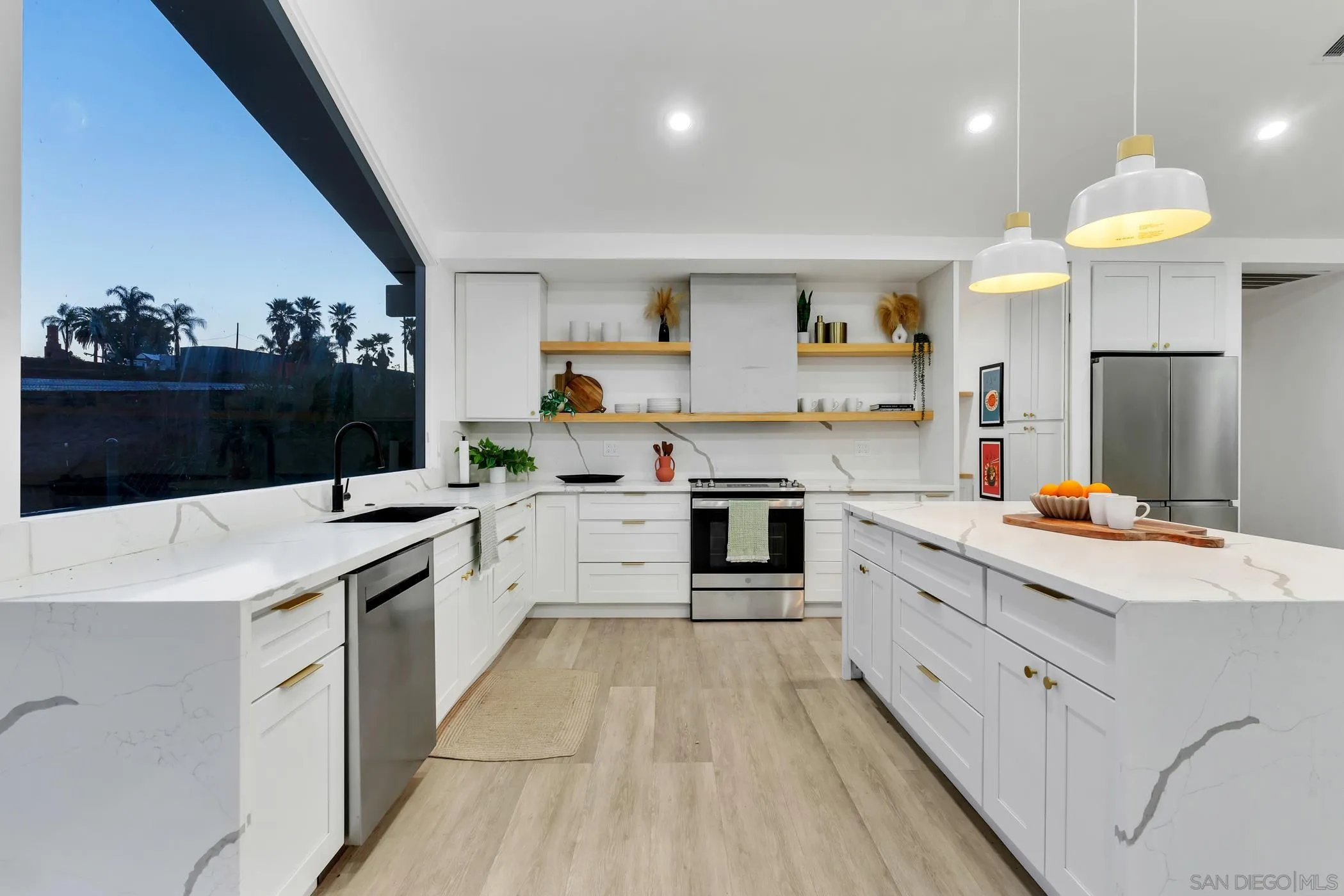 https://cdn.realtyfeed.com/cdn/127/250042107/b8c8b9a93576e0cfaee168e11e3e78fa.webp