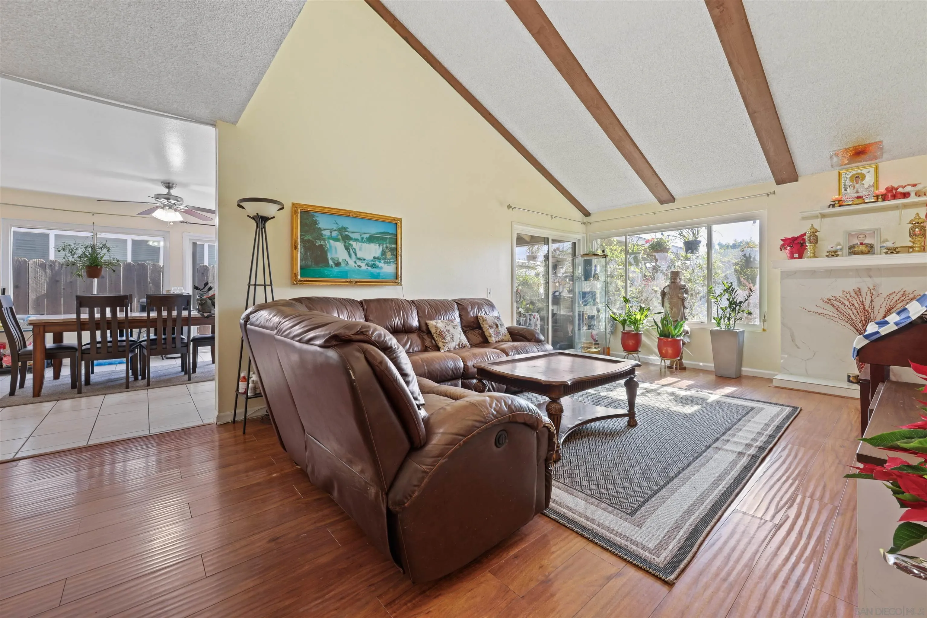 https://cdn.realtyfeed.com/cdn/127/250042109/34e341c74e5b4c073d4b8a668214b6cc.webp