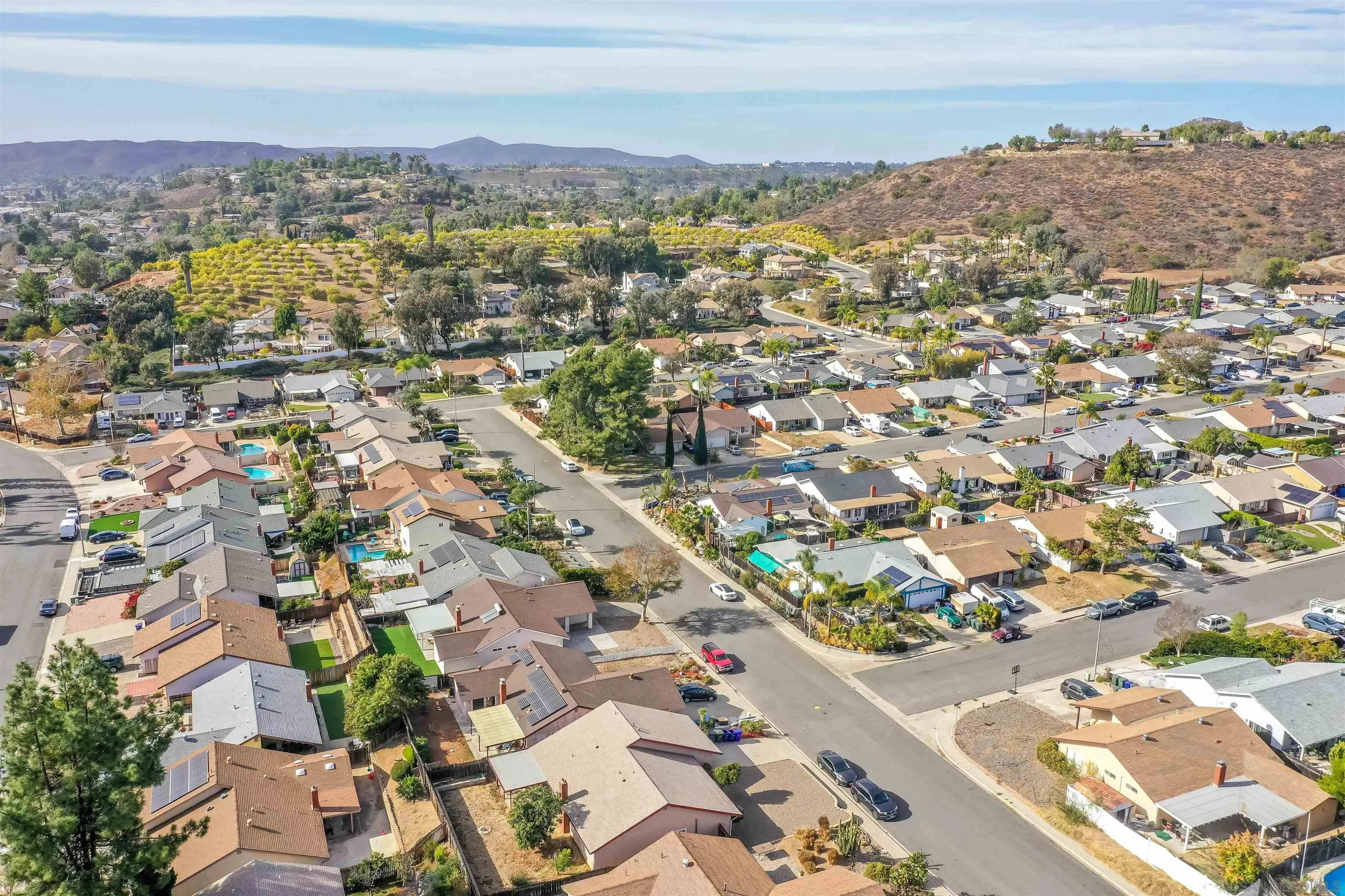 https://cdn.realtyfeed.com/cdn/127/250042109/3bf0e3e7d862e2b5080d279a3d5cef06.webp