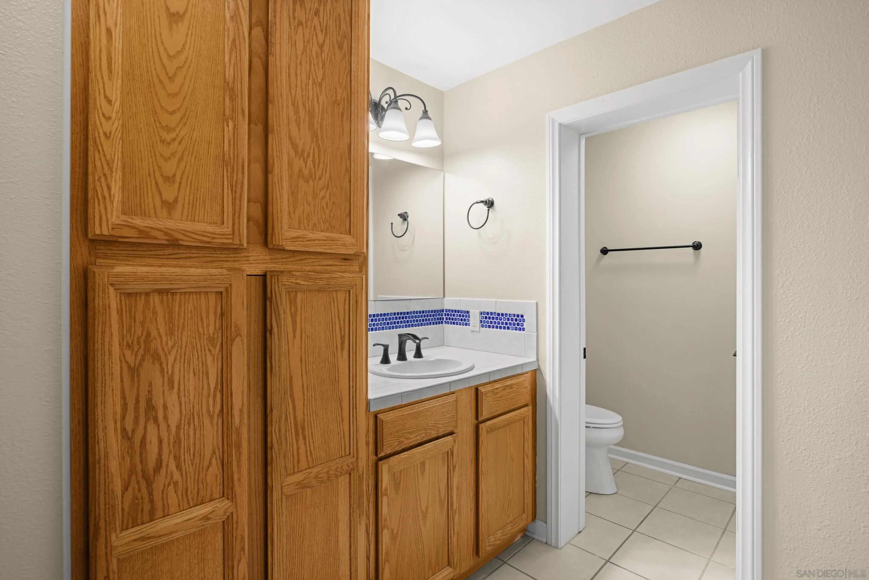 https://cdn.realtyfeed.com/cdn/127/250042118/ab12b451f46160541d2abf7c79e7e711.webp
