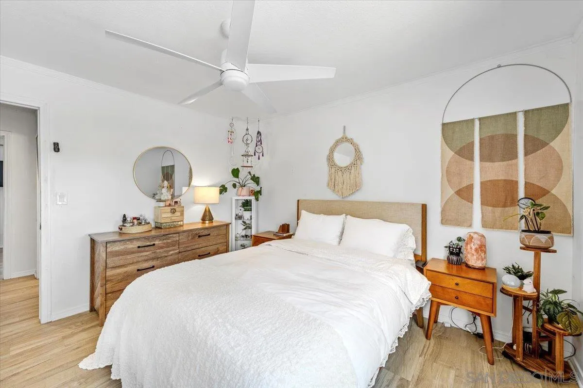 https://cdn.realtyfeed.com/cdn/127/250042131/991596e848e31e2b5874cd3a765e7b10.webp