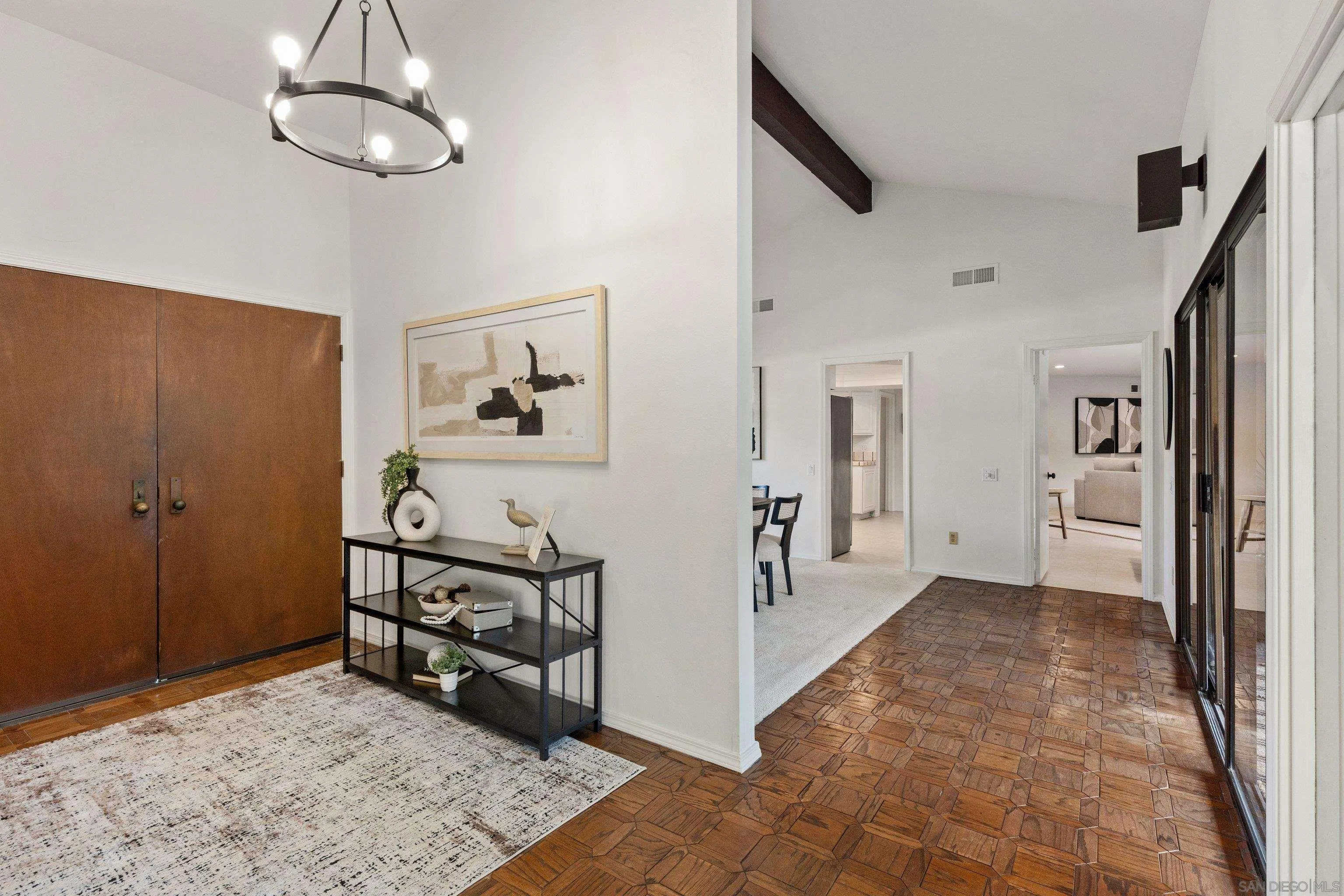 https://cdn.realtyfeed.com/cdn/127/250042163/d280edb3845a3fd955df5925cb9abe69.webp