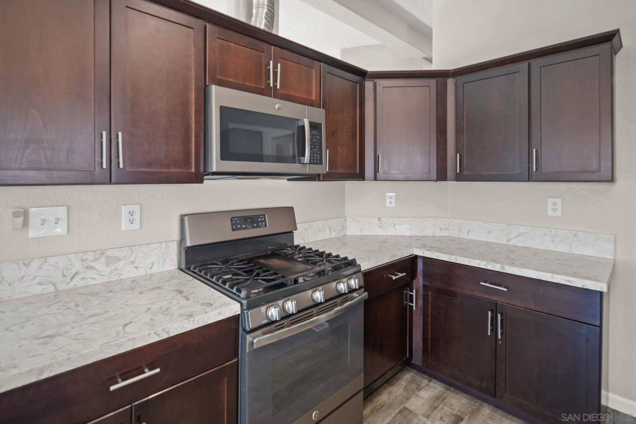 https://cdn.realtyfeed.com/cdn/127/250042164/8338a37809d6bfed27f4d0cda2044e52.webp