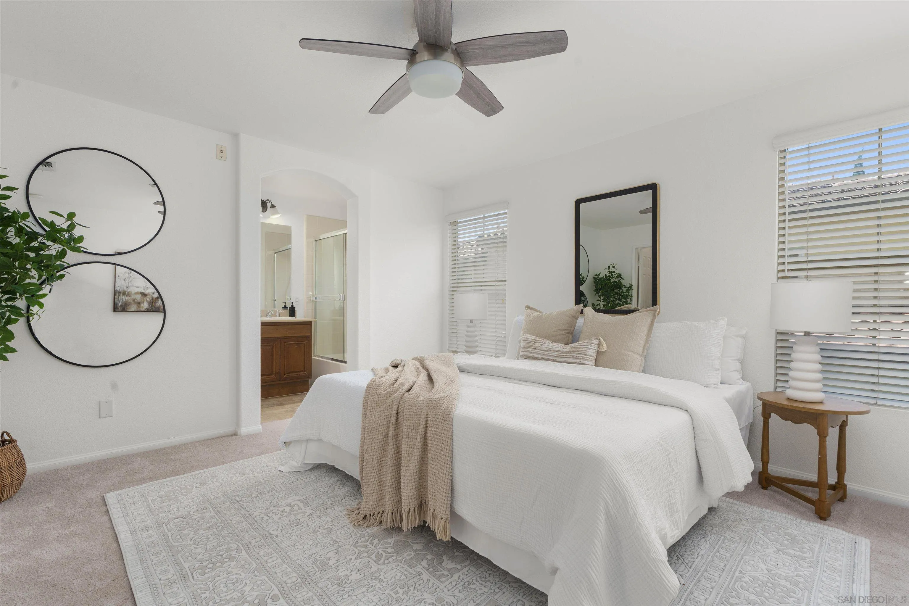 https://cdn.realtyfeed.com/cdn/127/250042165/cdd0dcf3de039138d98a0b9da0cb06a8.webp