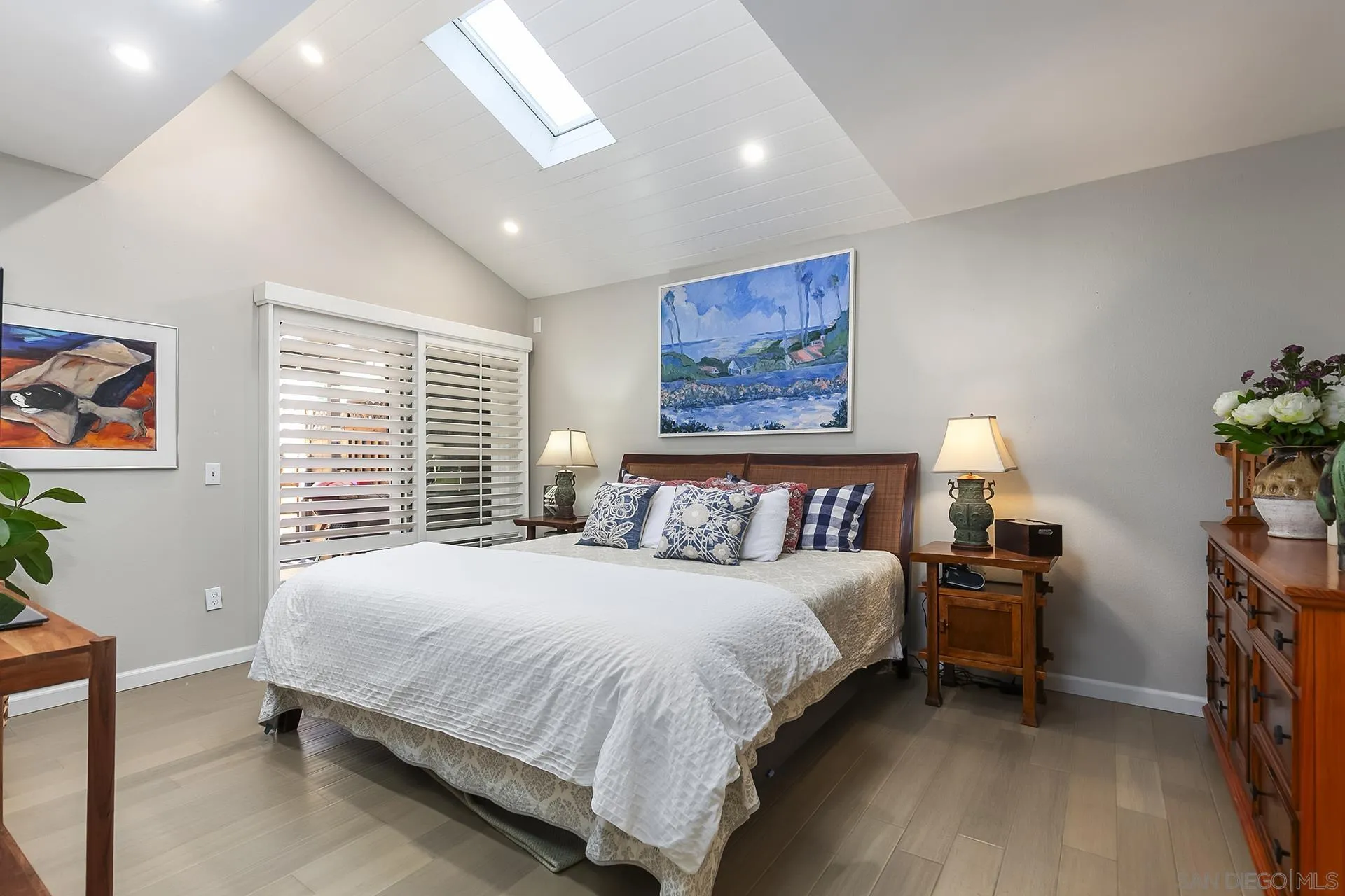 https://cdn.realtyfeed.com/cdn/127/250042166/0734df8df4335a3a98adb90006c1e37c.webp
