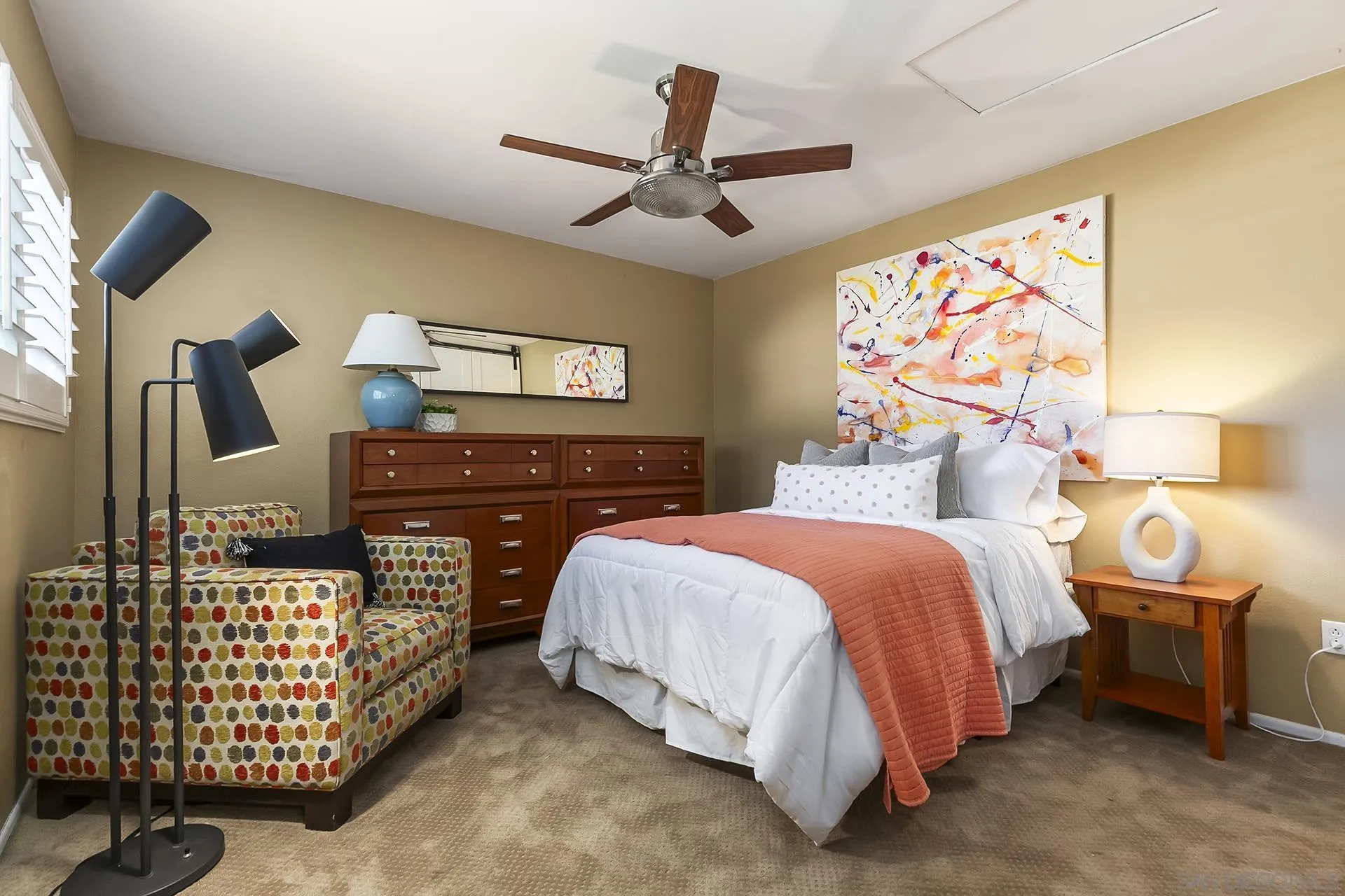https://cdn.realtyfeed.com/cdn/127/250042166/43e5c76ba7435722ad5d06e7de3ec0e1.webp