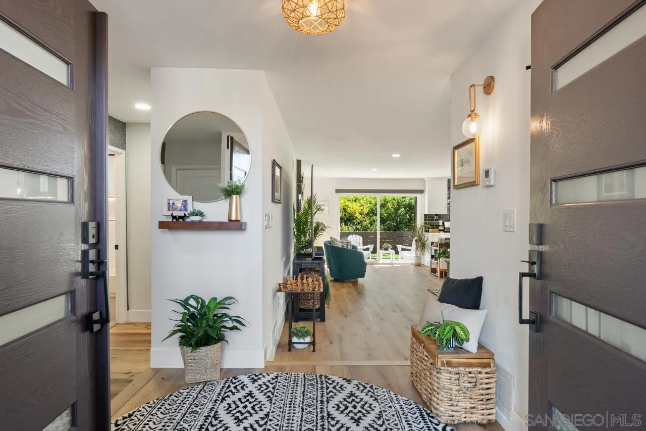 https://cdn.realtyfeed.com/cdn/127/250042183/a98f261687923cd7f36590d7dcca2152.webp