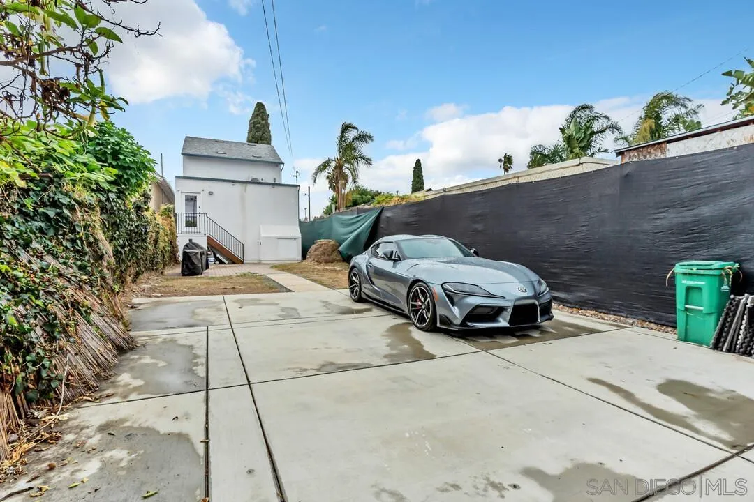 https://cdn.realtyfeed.com/cdn/127/250042187/7247499b5c87fb621ebb5b66b4a49961.webp