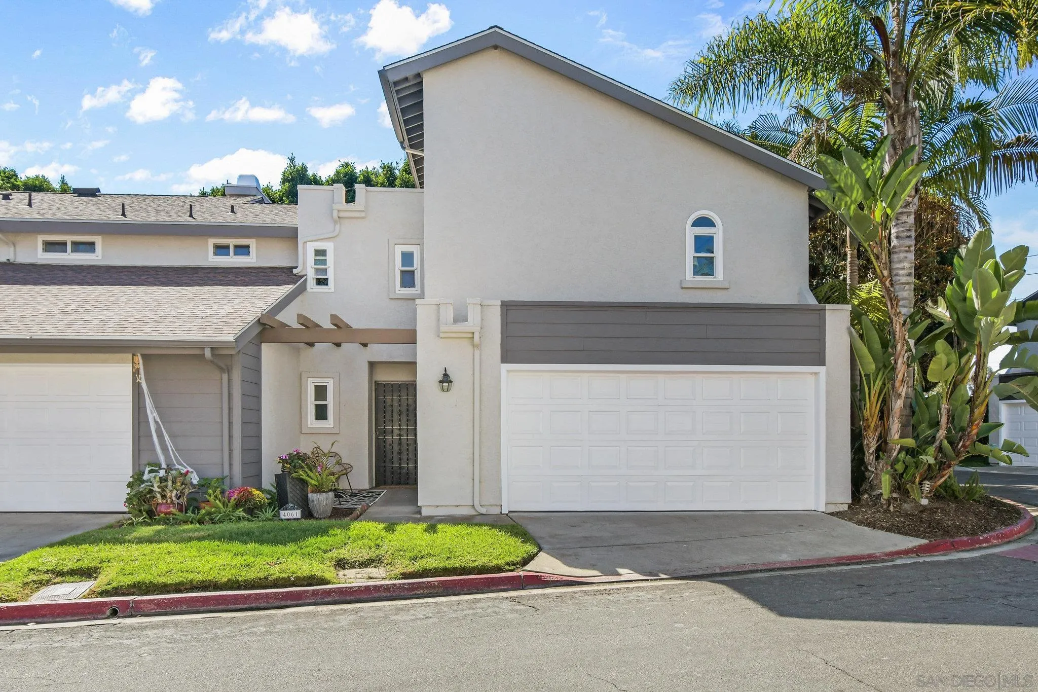 https://cdn.realtyfeed.com/cdn/127/250042188/0990e7a4f275807f16e834e3c77c2ee5.webp