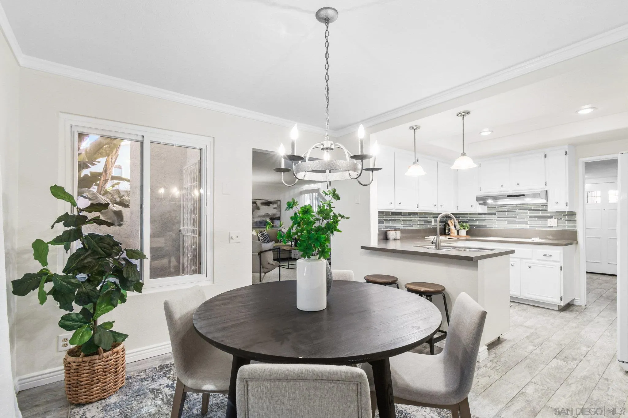https://cdn.realtyfeed.com/cdn/127/250042188/3f353cb4feab5193014cd70a09d41090.webp