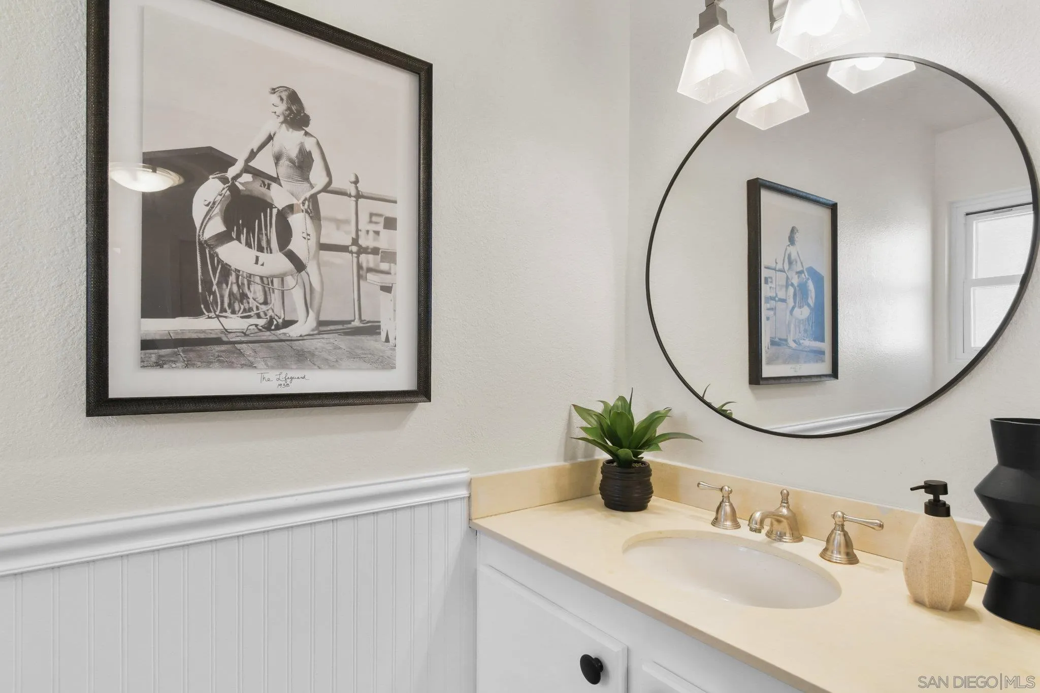 https://cdn.realtyfeed.com/cdn/127/250042188/40829012dd62042a89dc0bace1f5b205.webp