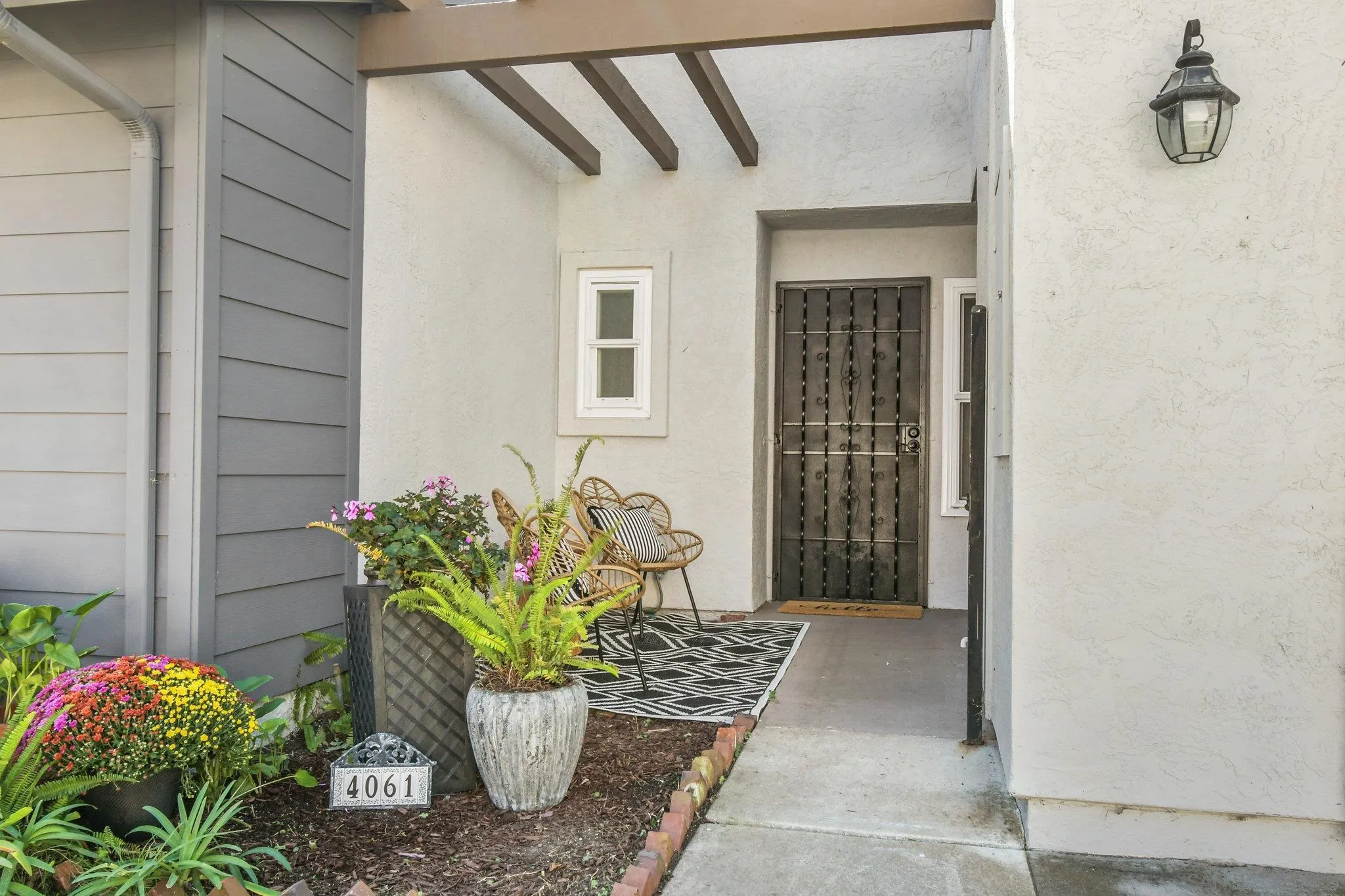 https://cdn.realtyfeed.com/cdn/127/250042188/6ee0aac11dc100cc76316e09b6b604f8.webp