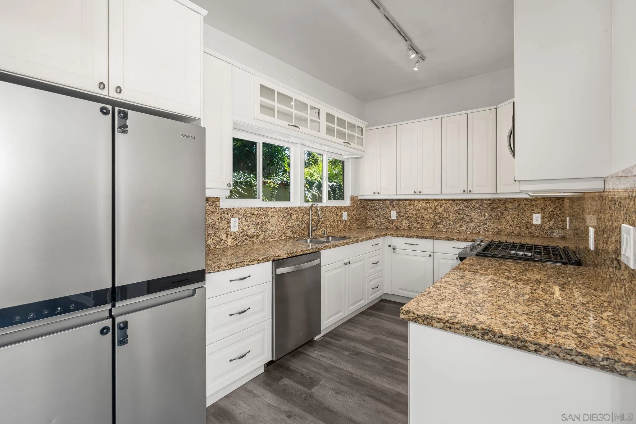 https://cdn.realtyfeed.com/cdn/127/250042190/3ae80d2b0487e96dad57337ac3415505.webp