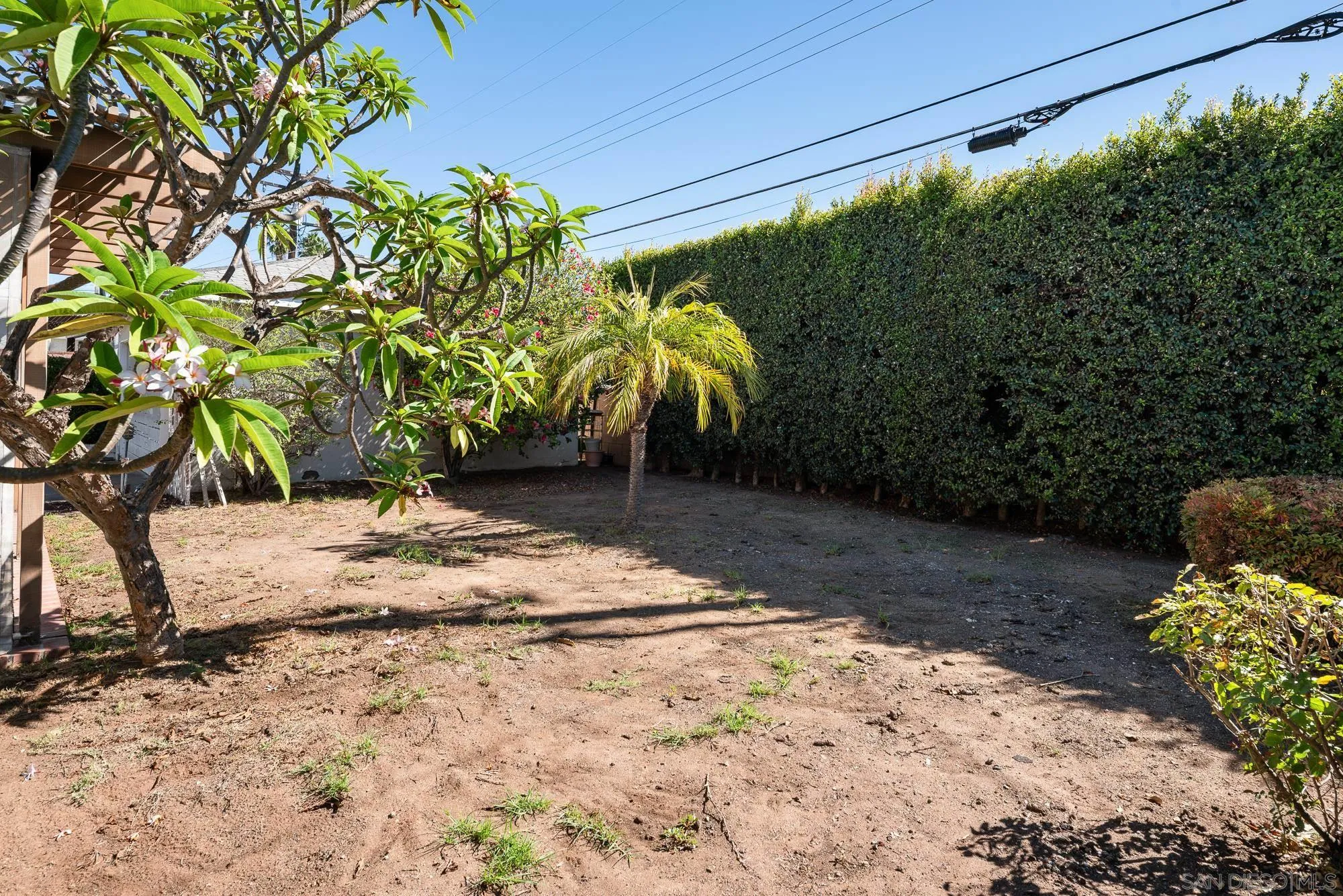 https://cdn.realtyfeed.com/cdn/127/250042191/9d0269b87cc1c17709a3bd22a07e315d.webp