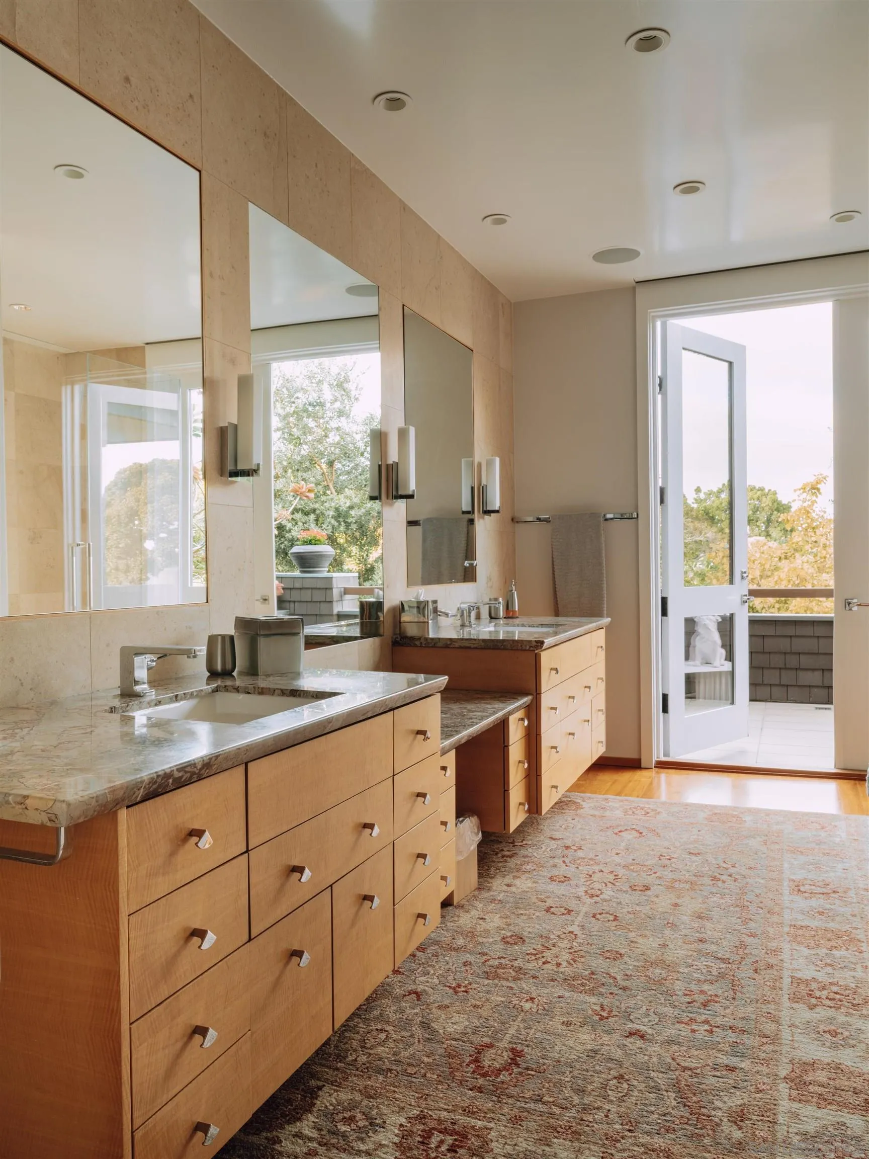 https://cdn.realtyfeed.com/cdn/127/250042204/3c2c21d03e4961cedd16d5a1bfd127a7.webp