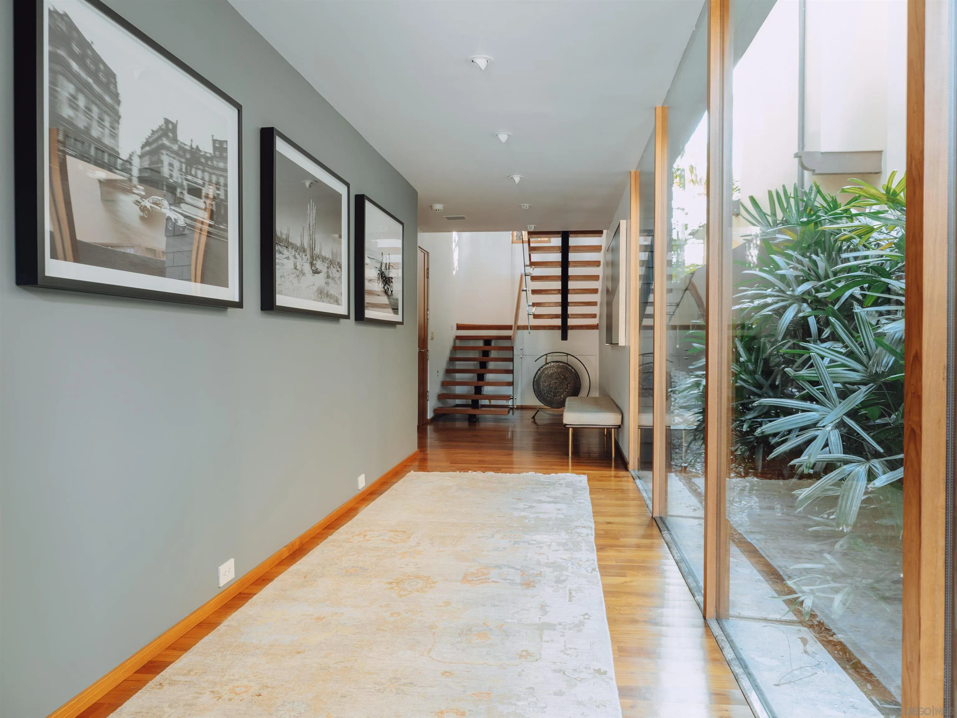 https://cdn.realtyfeed.com/cdn/127/250042204/56c17c4379933c7c961e42d148a2773b.webp