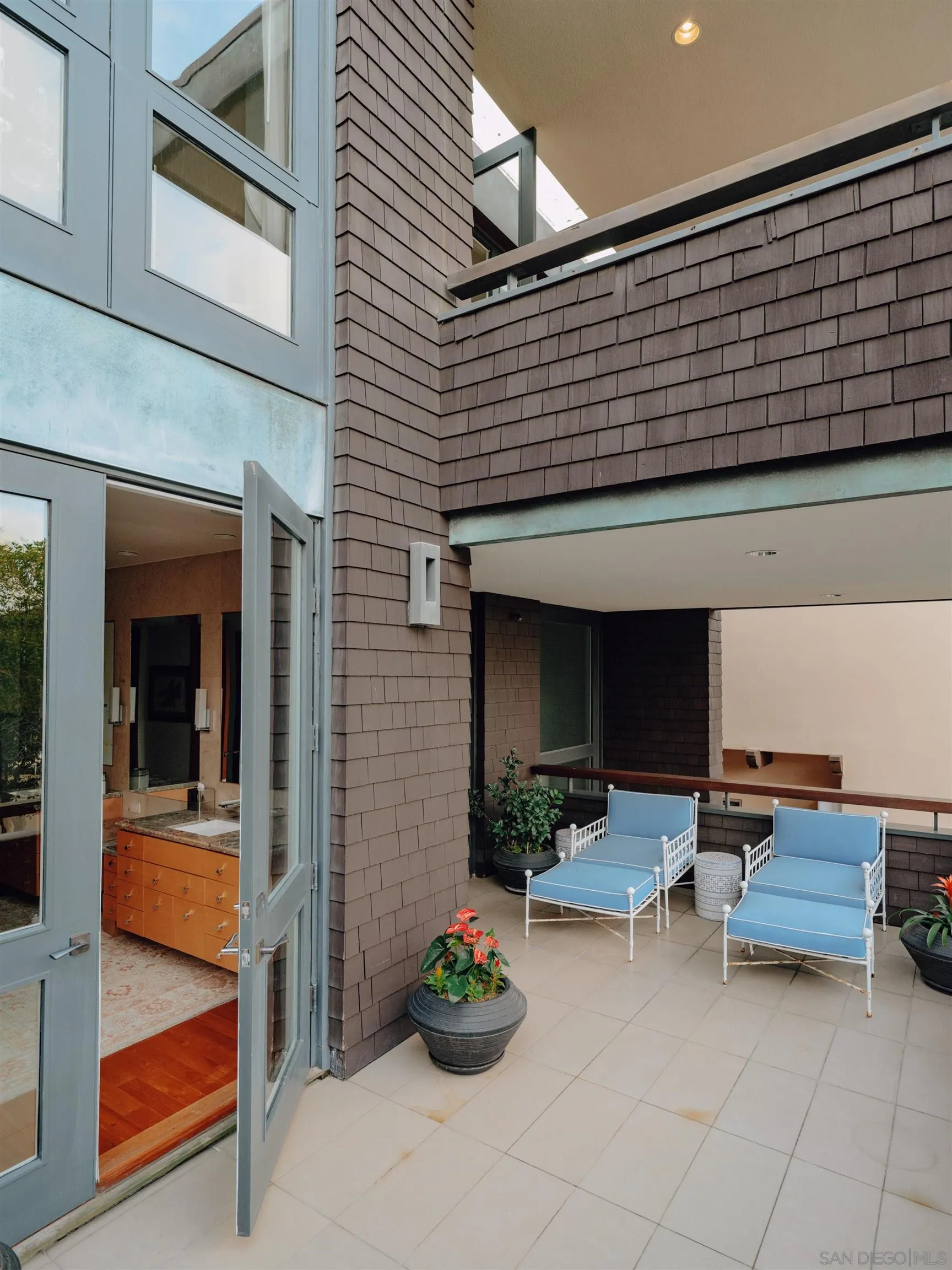 https://cdn.realtyfeed.com/cdn/127/250042204/94d6d869bcb4df6caee40a1aa3deb018.webp
