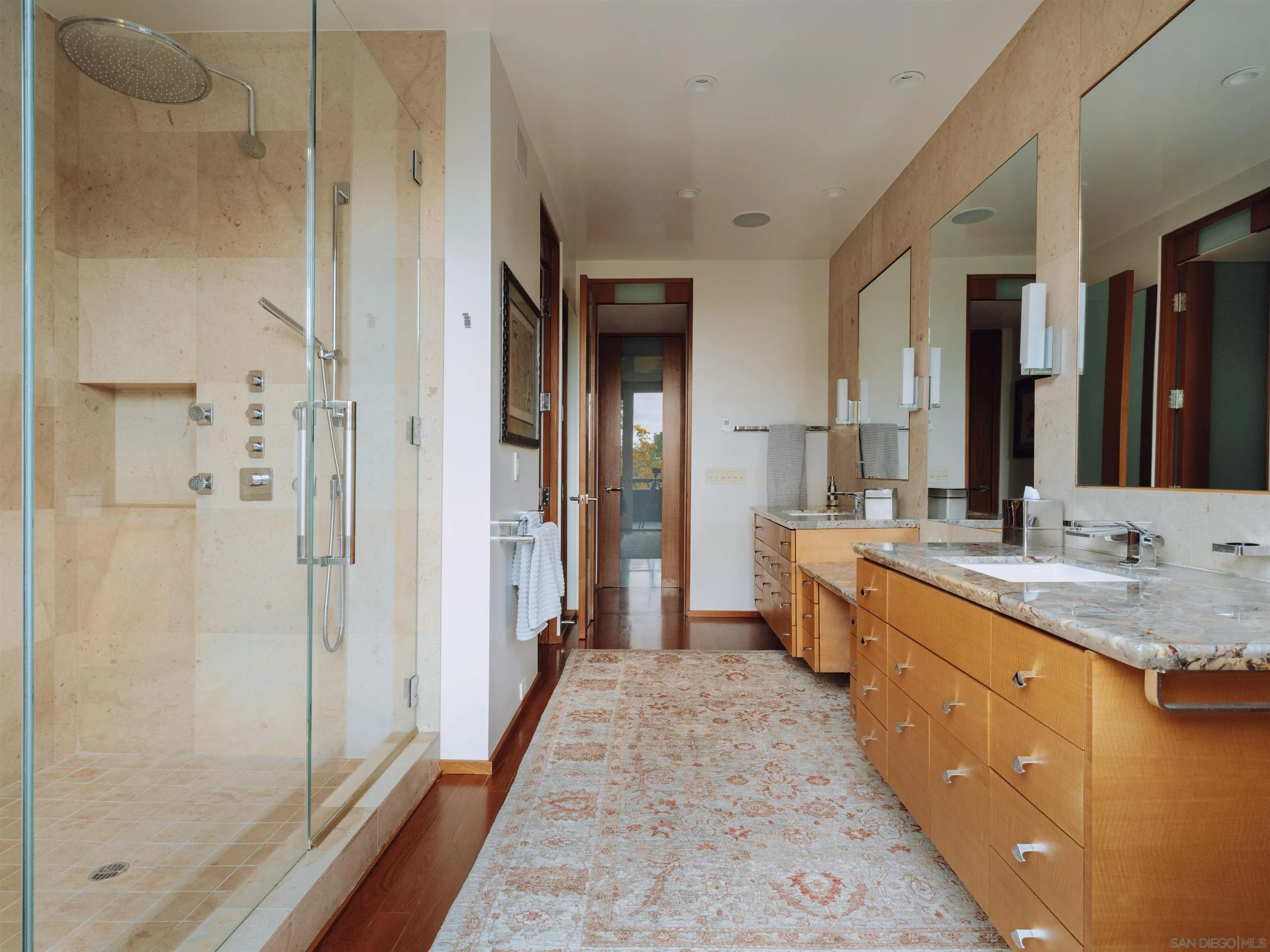 https://cdn.realtyfeed.com/cdn/127/250042204/b71ab5468b69eb60af440abb8a2d4b7d.webp