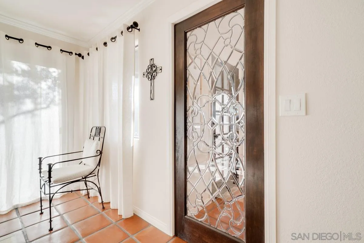 https://cdn.realtyfeed.com/cdn/127/250042206/4d484c04d0429bffdd0b29e7fe62c8f8.webp