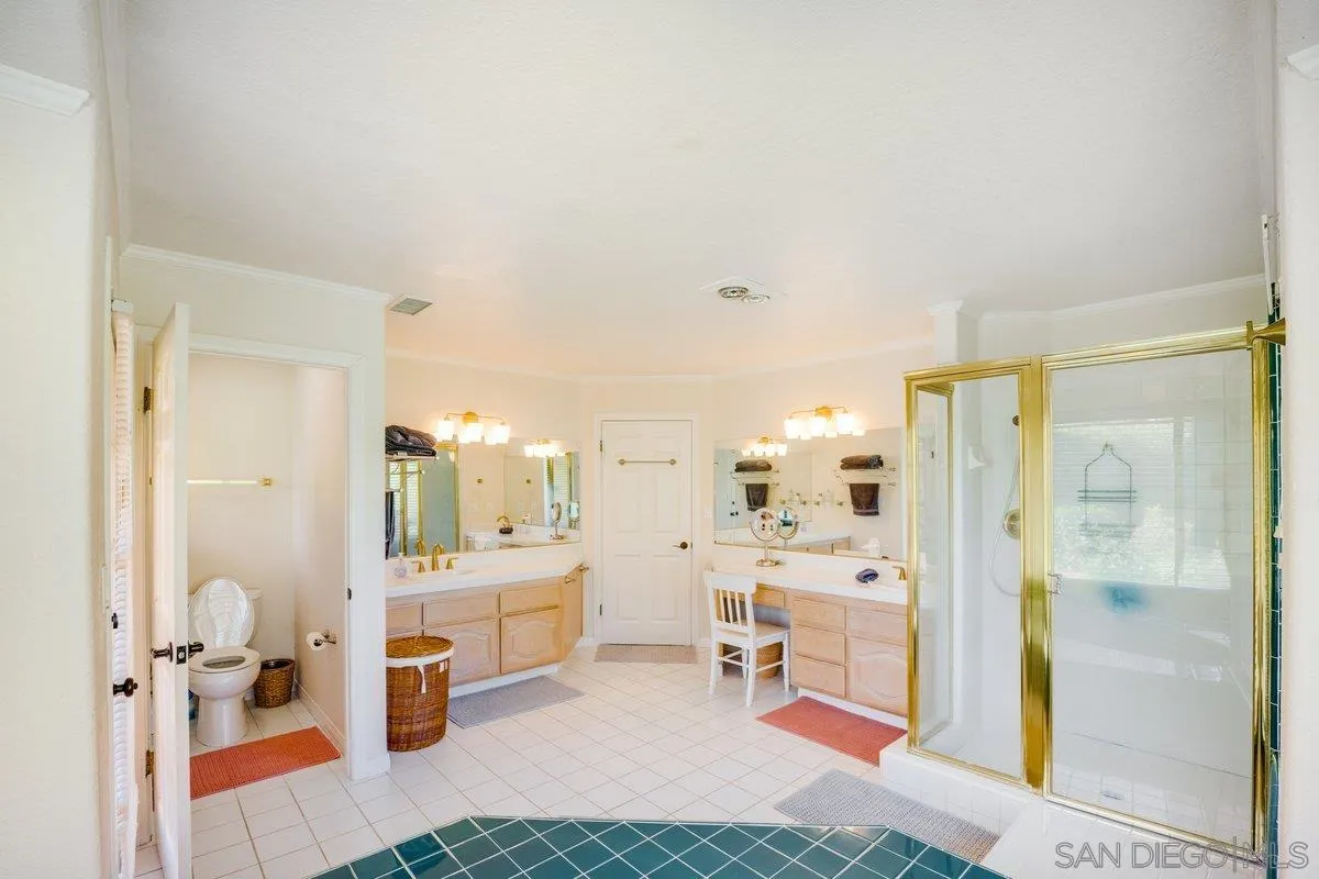 https://cdn.realtyfeed.com/cdn/127/250042206/4e5ca3eba34e5f8307e2e70129bcbff1.webp