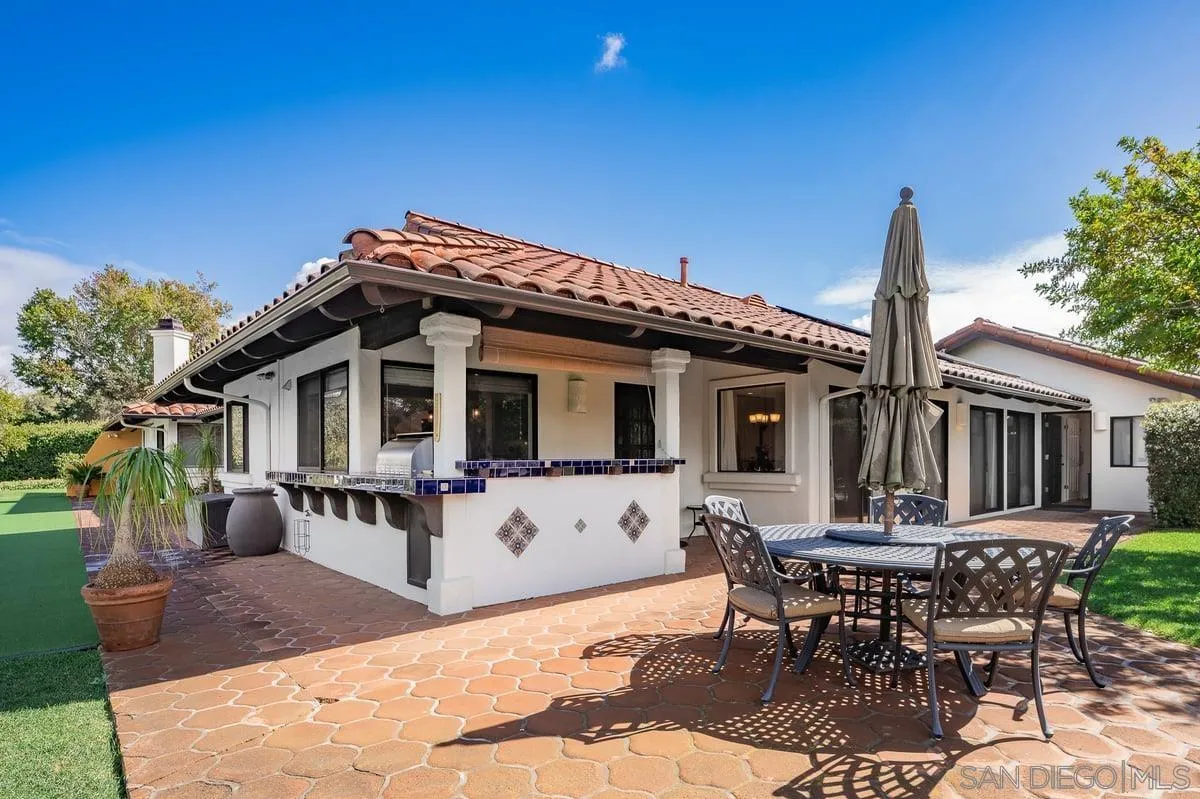 https://cdn.realtyfeed.com/cdn/127/250042206/7547adb2e19e6515961ff1fc8efdbf4f.webp