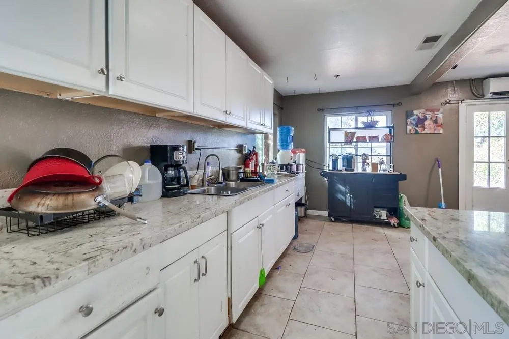 https://cdn.realtyfeed.com/cdn/127/250042207/49421734e0dff95f832e99b0dd9e8173.webp