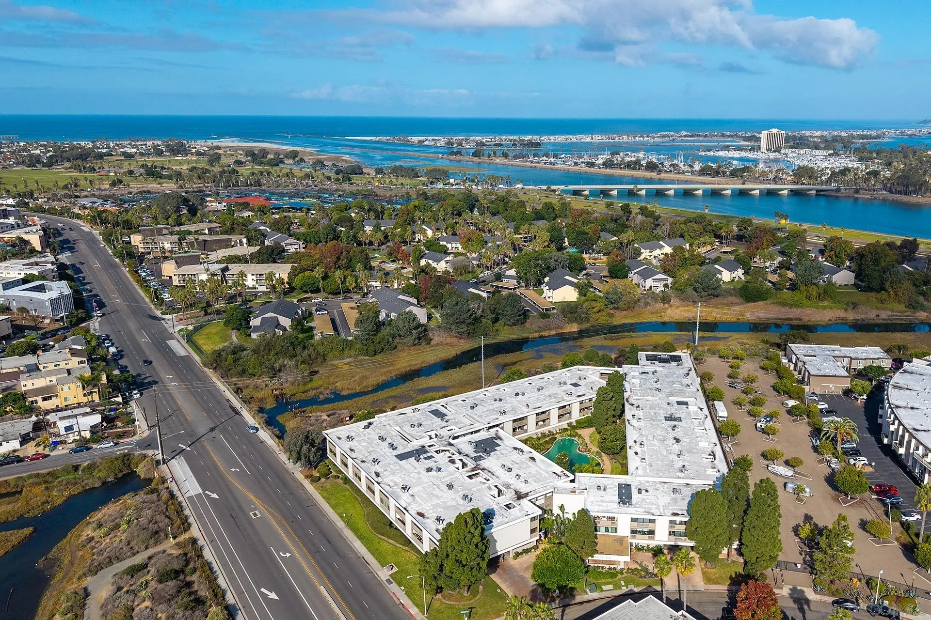 https://cdn.realtyfeed.com/cdn/127/250042208/6726982b3a02d73add2c38f53b6cef0e.webp