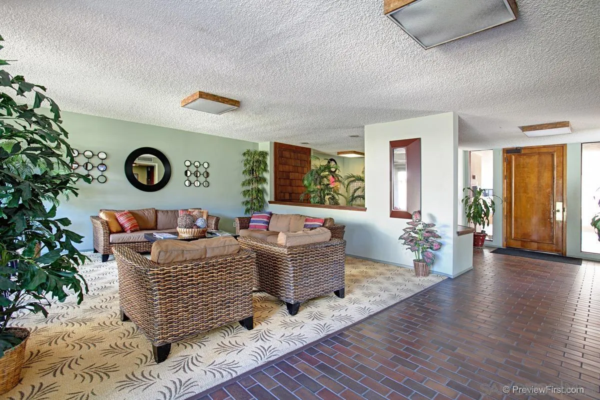 https://cdn.realtyfeed.com/cdn/127/250042208/e341f14b51376d109d9c4075ac1e4dae.webp