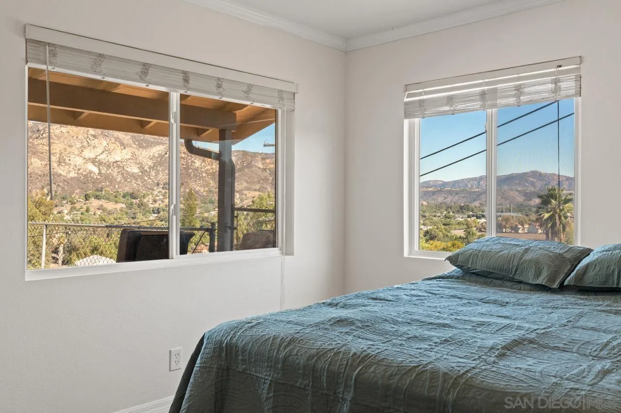 https://cdn.realtyfeed.com/cdn/127/250042210/73851674b4a75f2ac4e5f8fe2c4004c6.webp