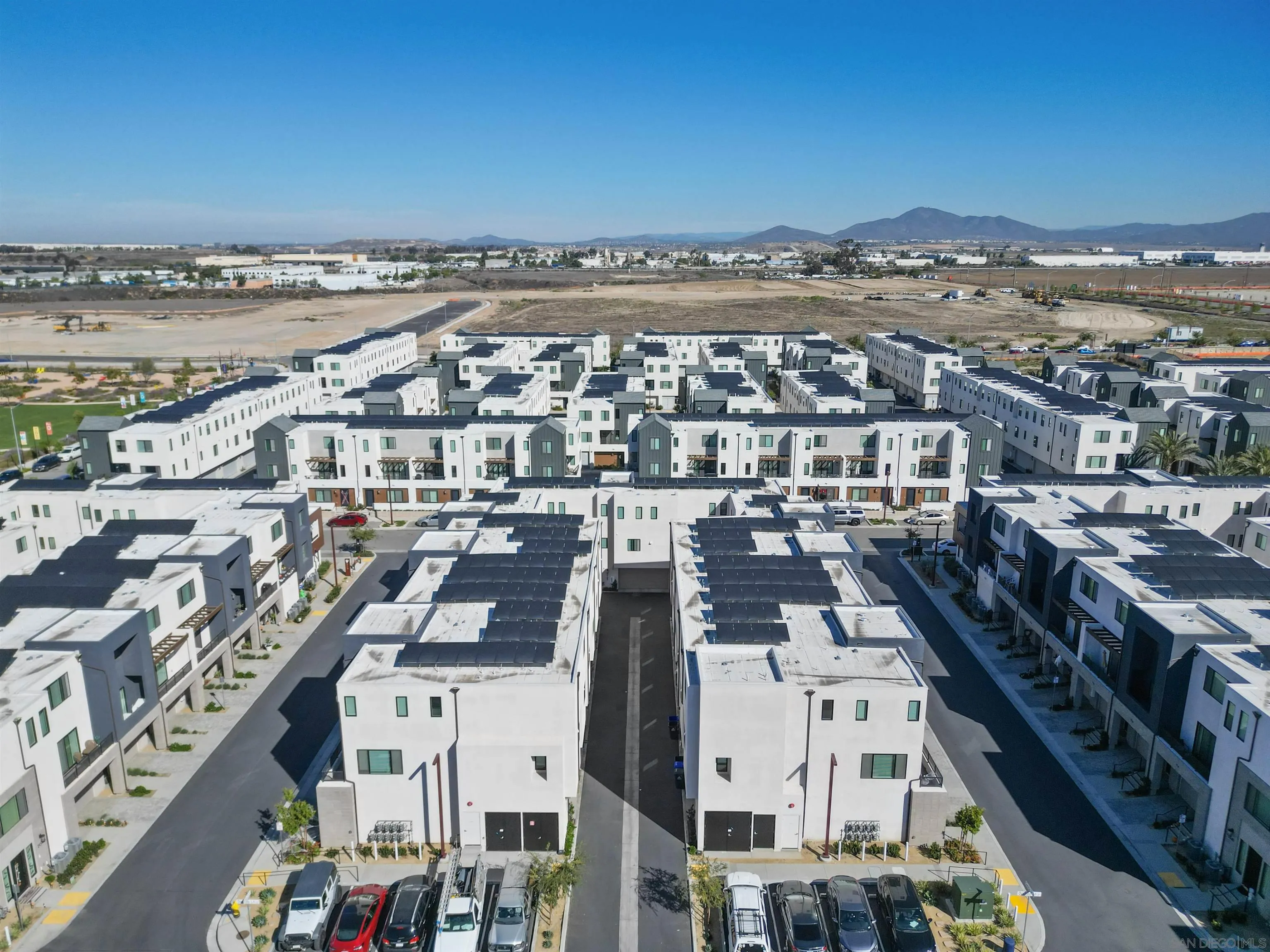 https://cdn.realtyfeed.com/cdn/127/250042217/c832eb977b6210977c59ff5201114edf.webp