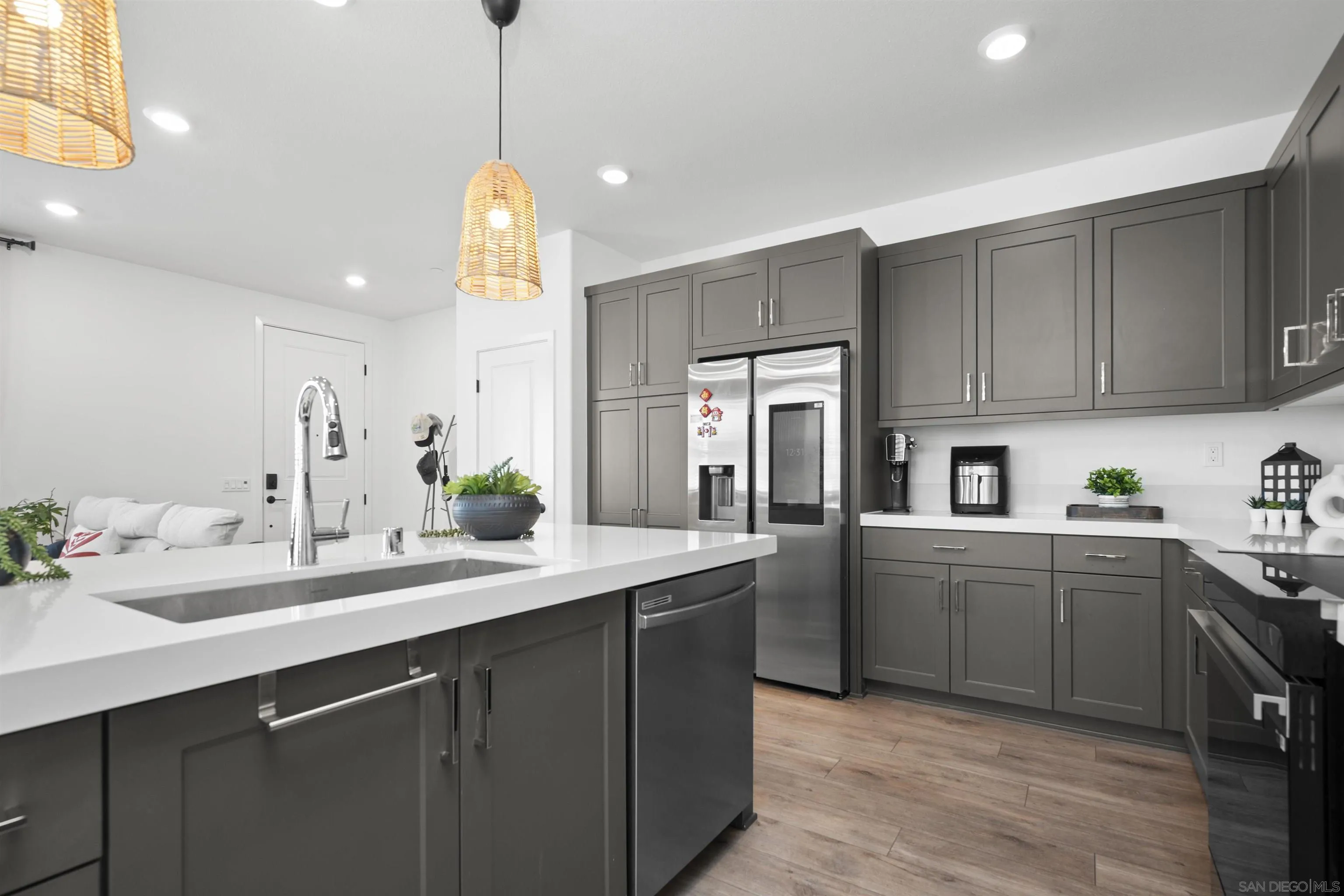 Photo #11: 250042225 Listing: Photo #11