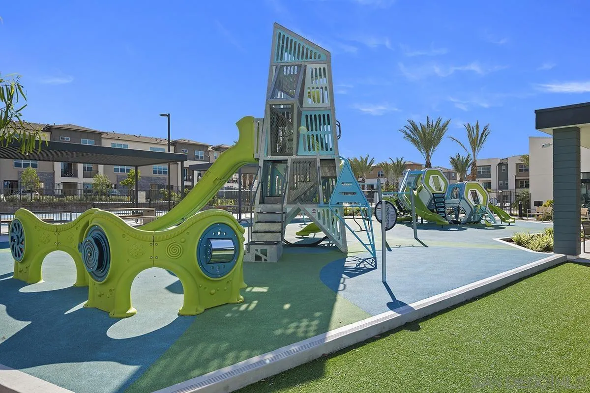 Photo #37: 250042225 Listing: Photo #37