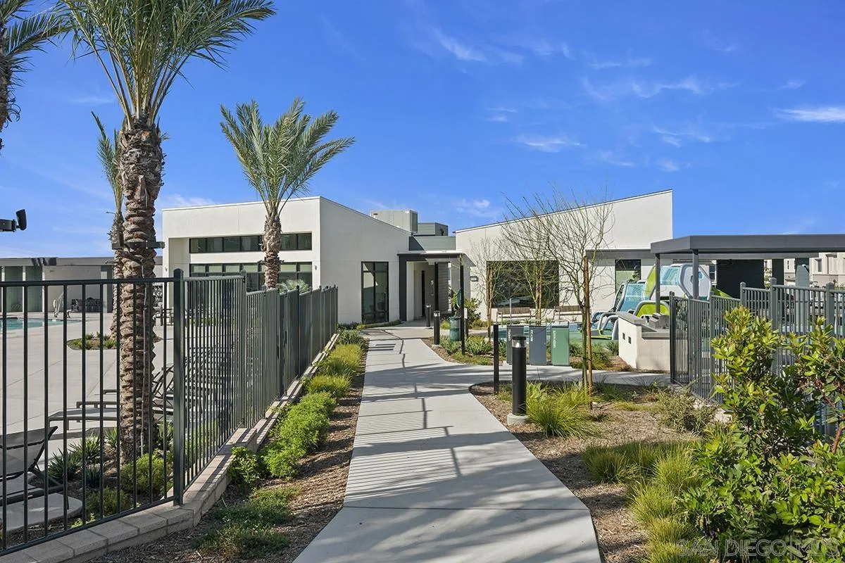 Photo #58: 250042225 Listing: Photo #58