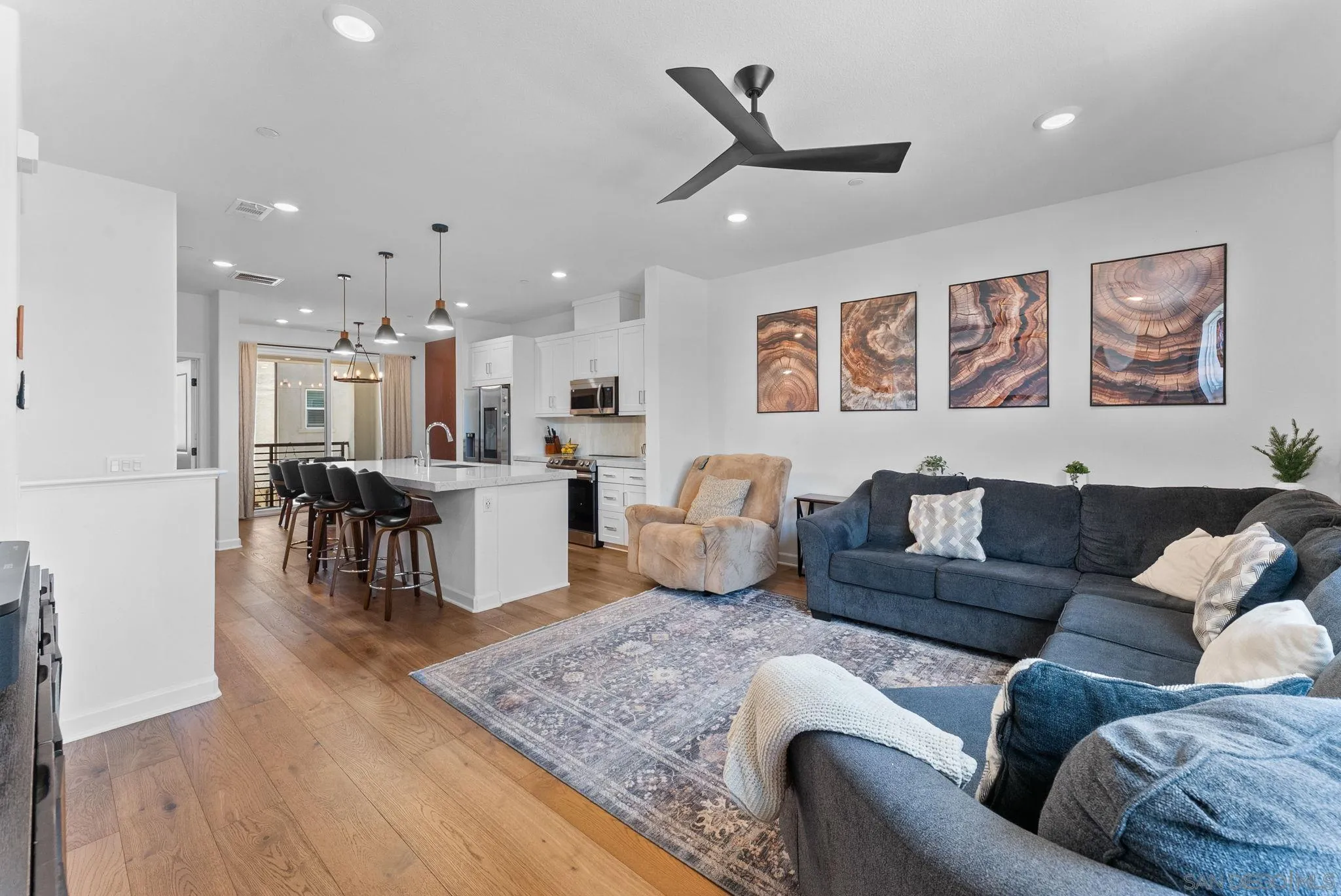 Photo #5: 250042231 Listing: Photo #5