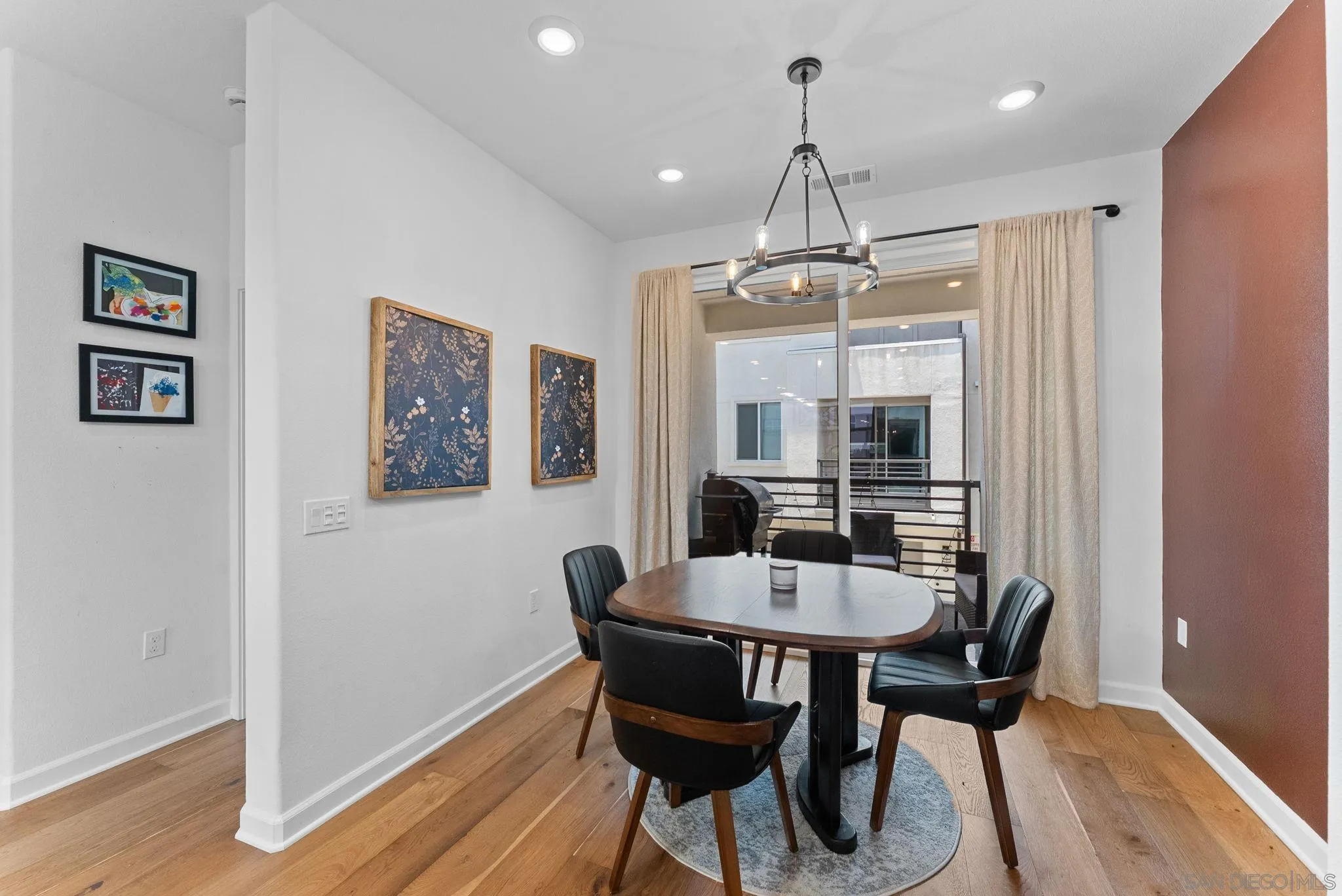 Photo #9: 250042231 Listing: Photo #9