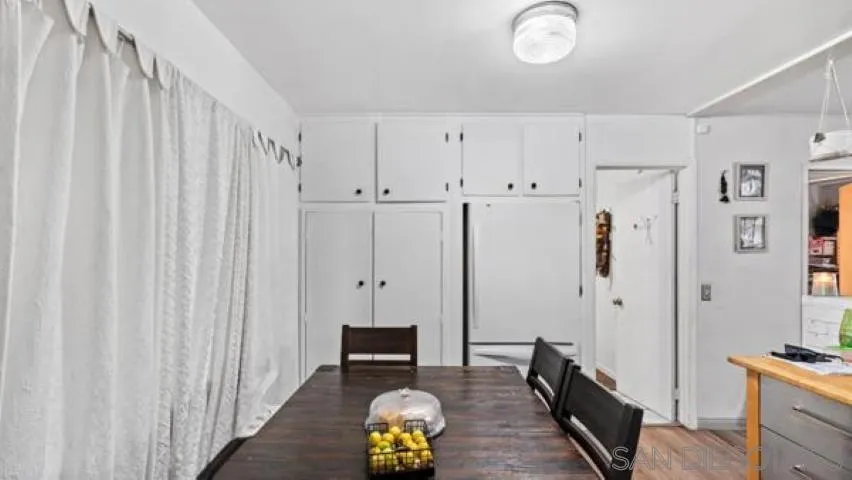 https://cdn.realtyfeed.com/cdn/127/250042234/a9e1e1b97e166fa7be696c1a6440db8e.webp