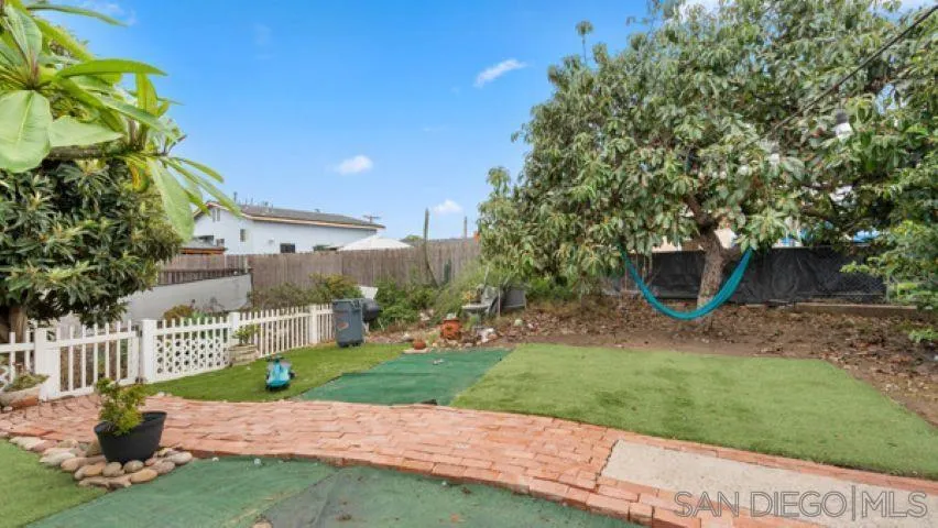 https://cdn.realtyfeed.com/cdn/127/250042234/eccde3b23e185e65d7f5d7068569e23b.webp