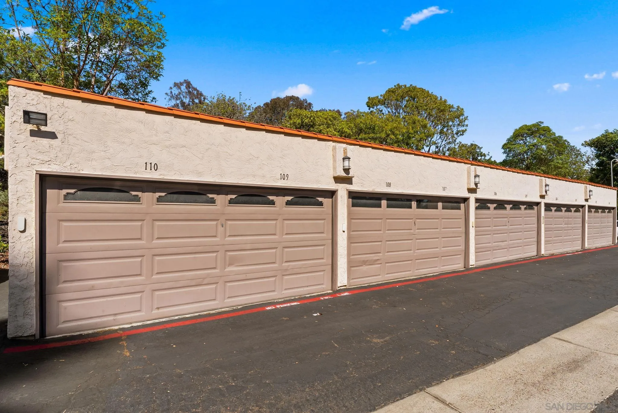 Photo #16: 250042236 Listing: Photo #16