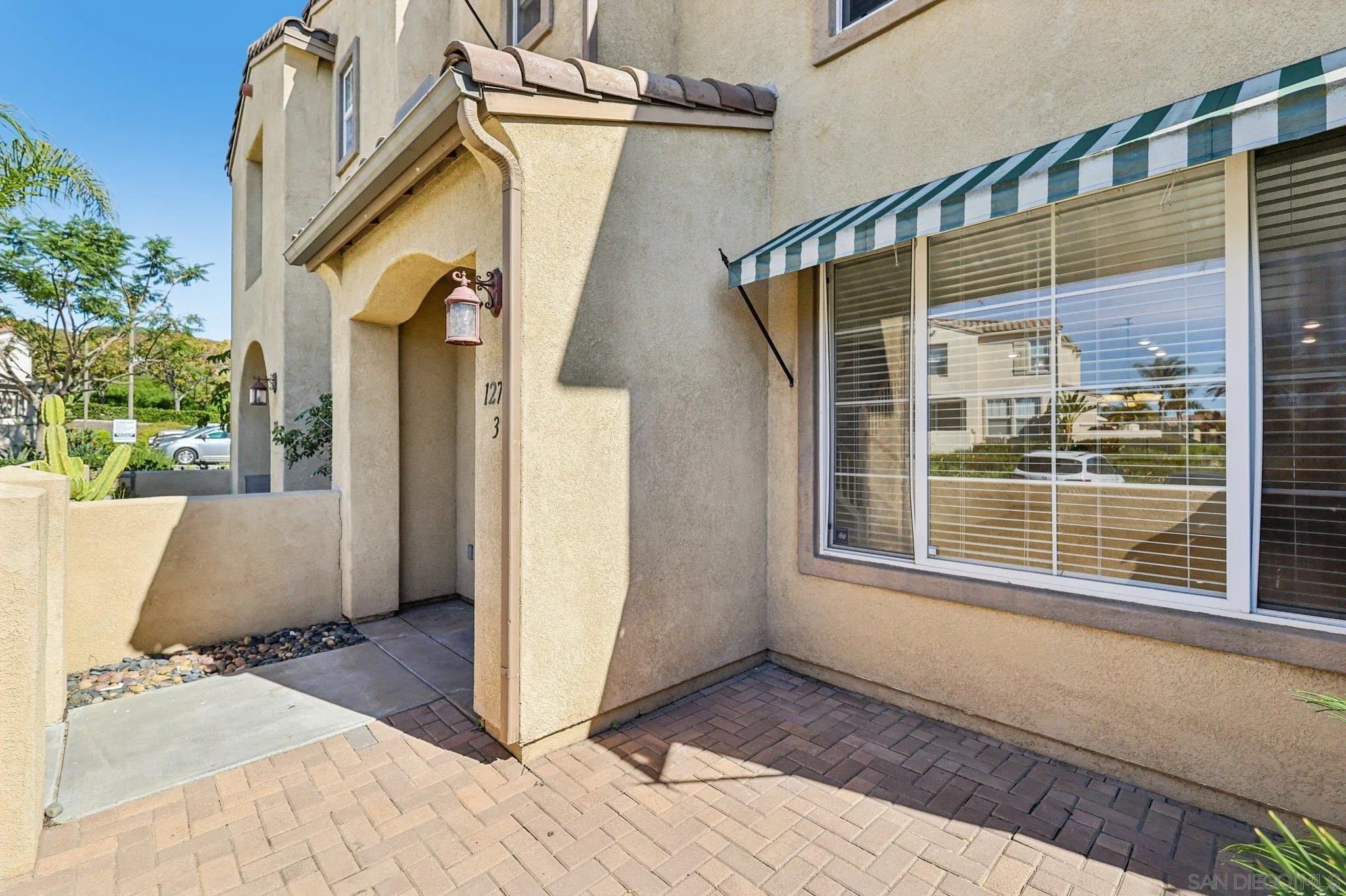 https://cdn.realtyfeed.com/cdn/127/250042238/5934dfabc1c7cee45eb05ca270e2f1a4.webp